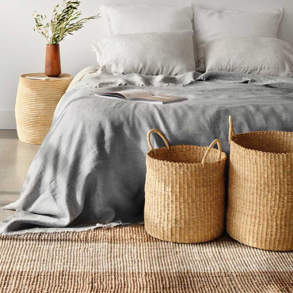 Aditha Handwoven Jute Accent Rug - Image 3