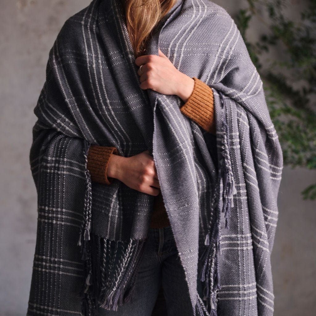 Adriano Alpaca Throw - Image 16
