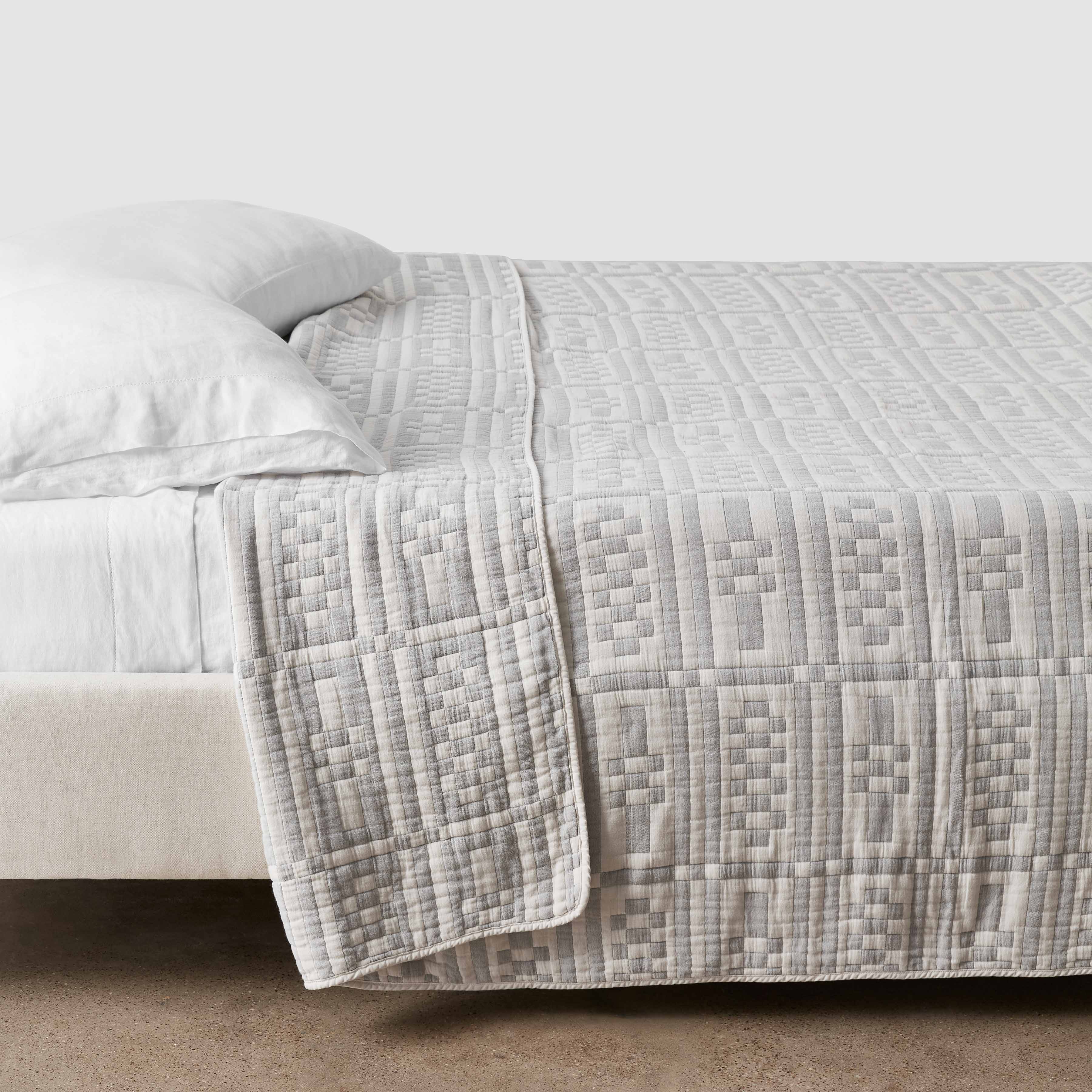 Alegria Organic Cotton Quilted Bed Blanket - Image 6