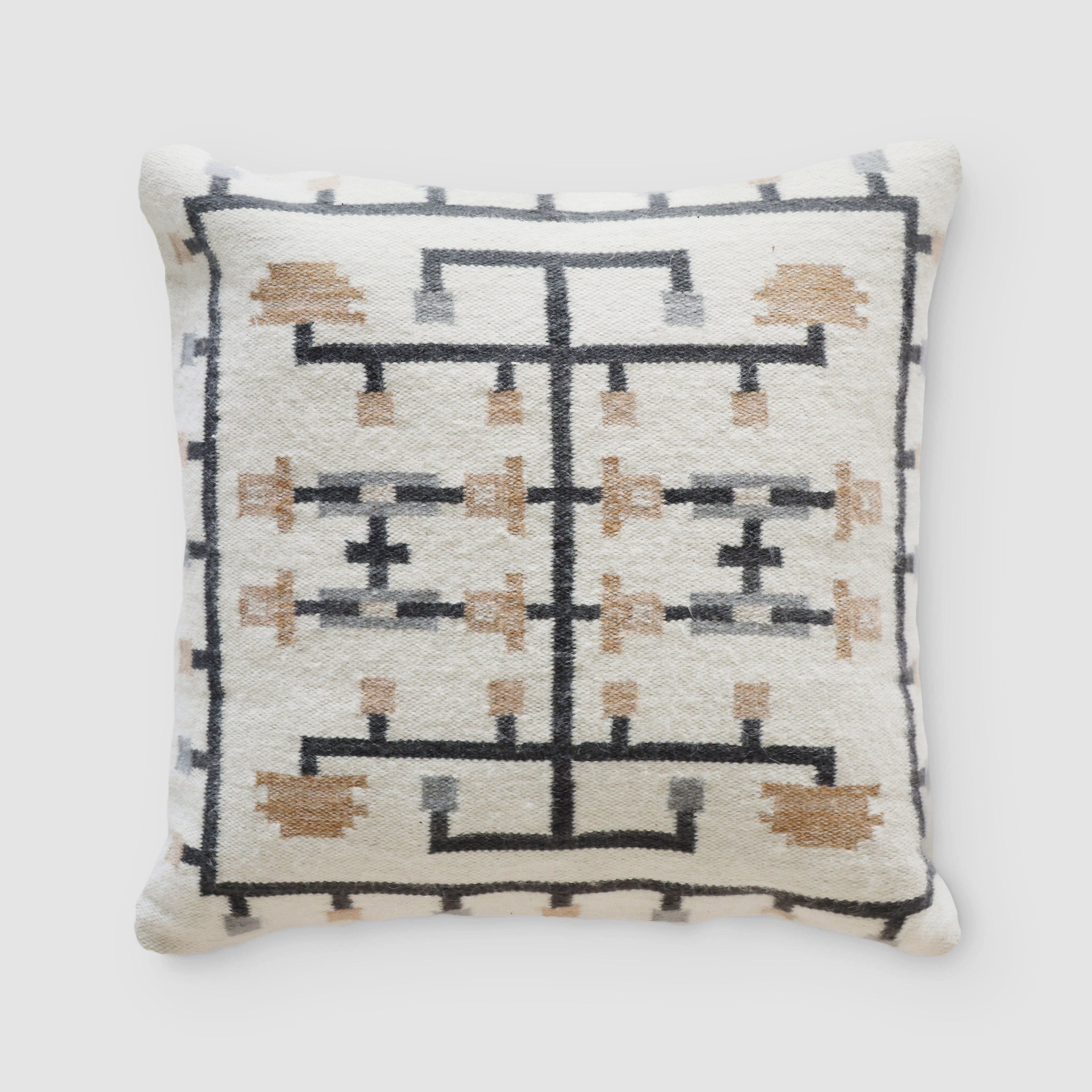 Aliso Pillow