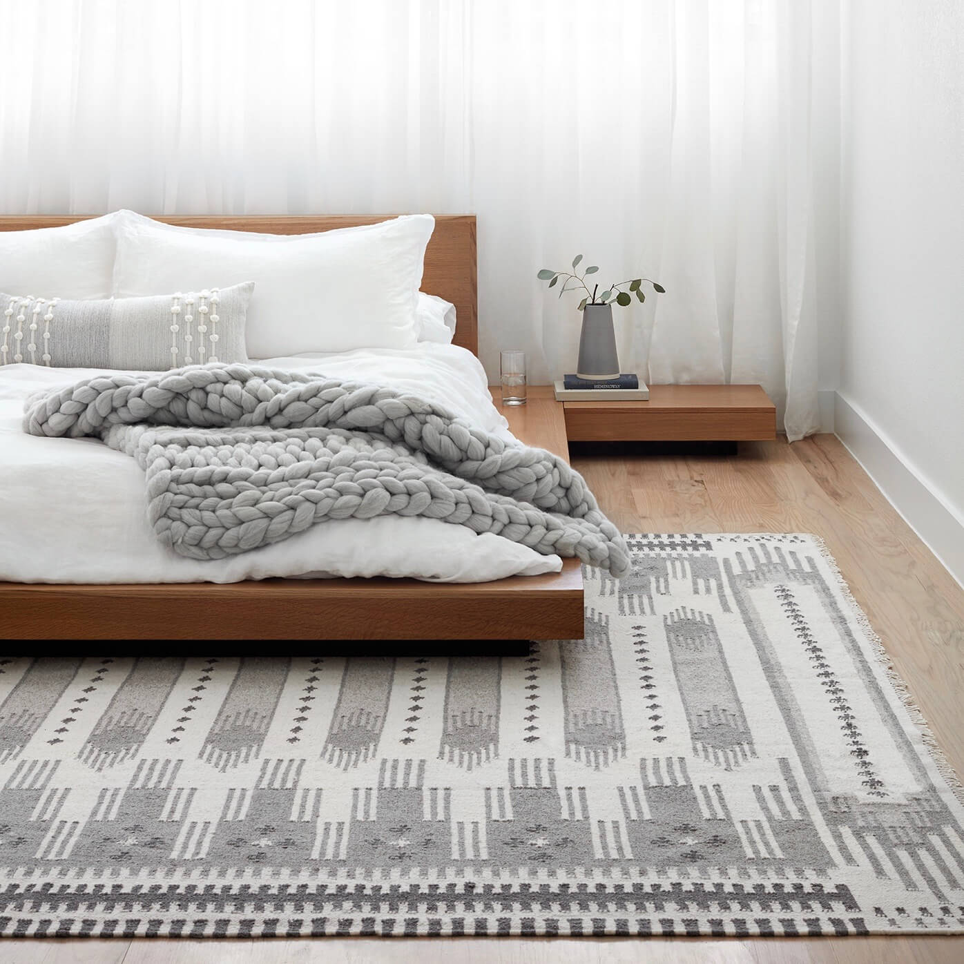 Asha Handwoven Area Rug - Image 3