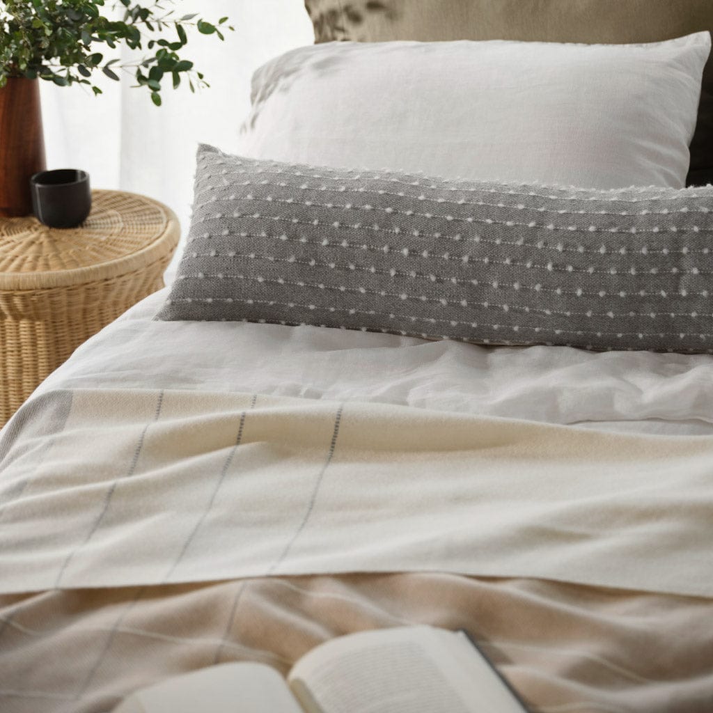Aurora Bed Blanket - Image 4