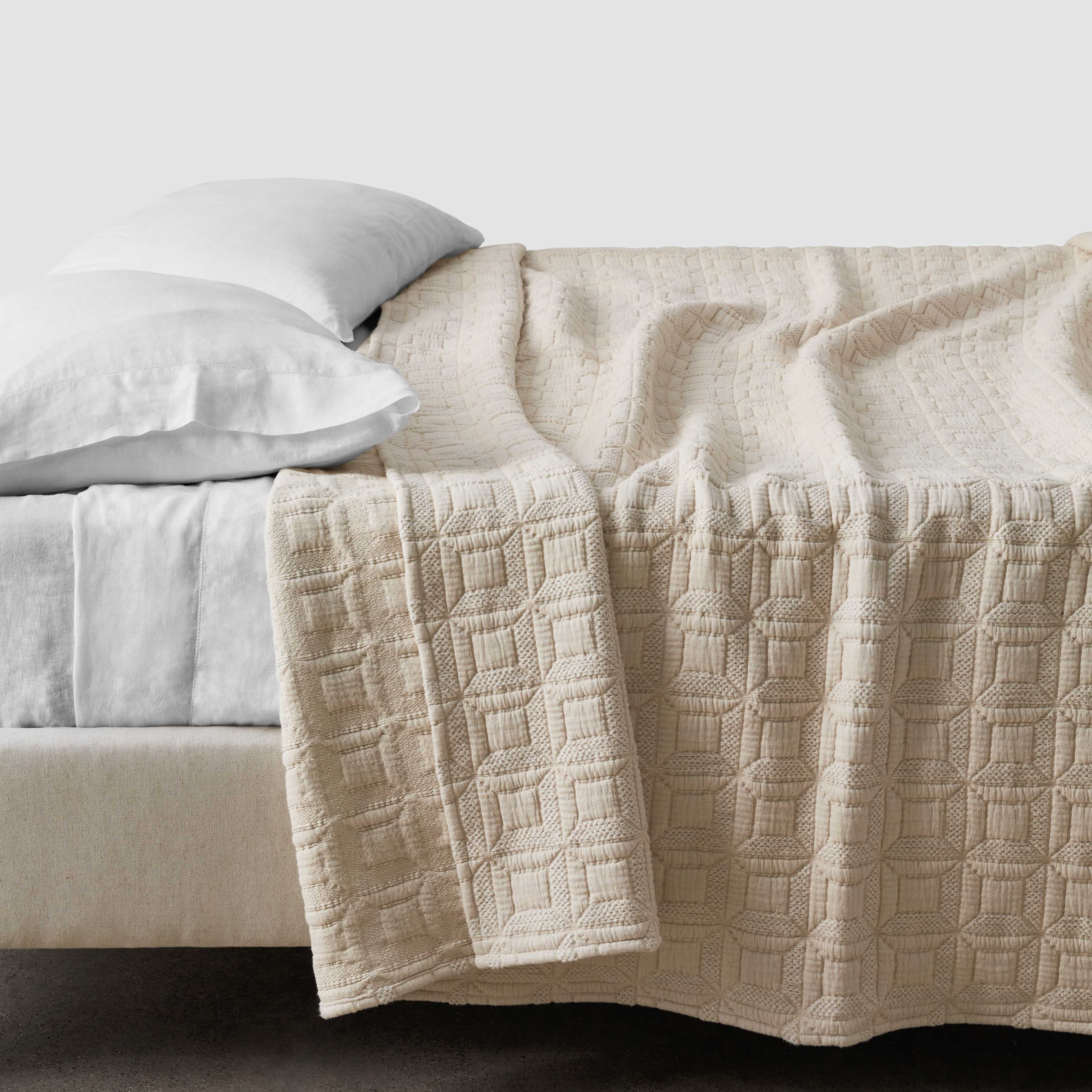Ayla Organic Cotton Quilted Bed Blanket - Image 3
