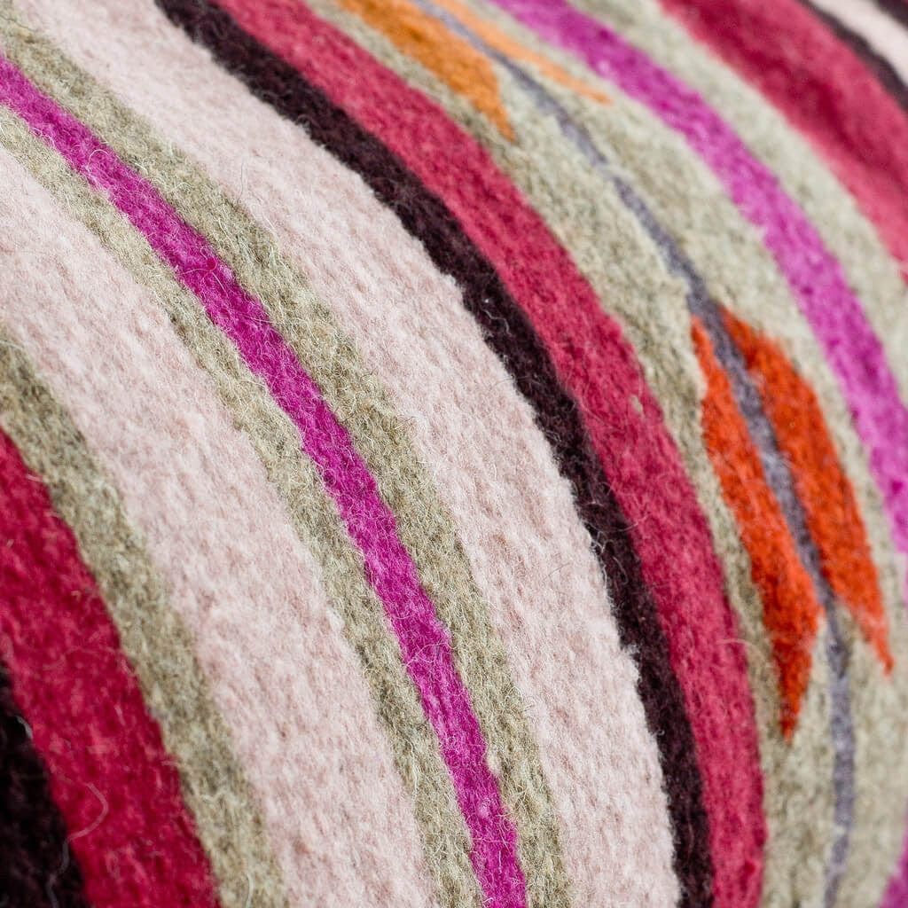 Baya Lumbar Pillow - Image 8