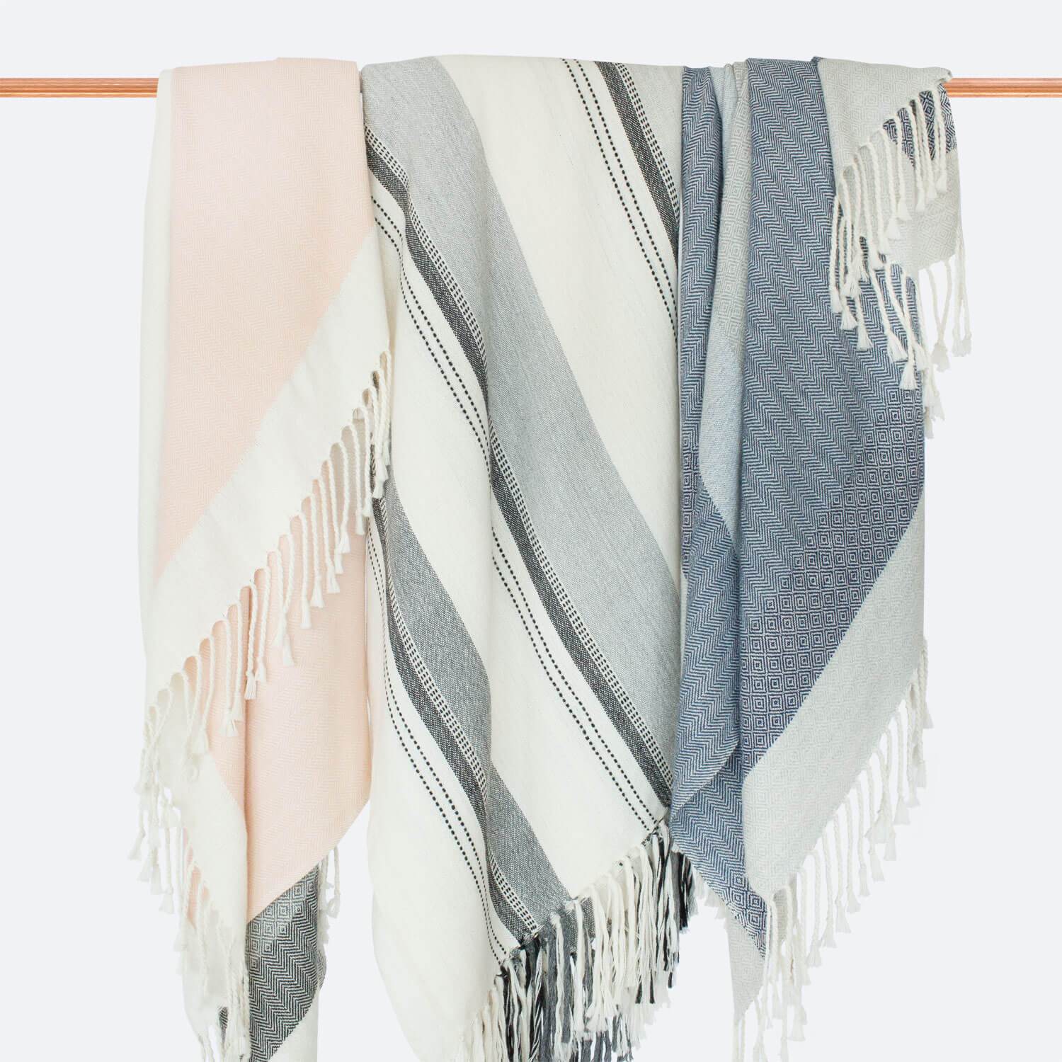 Cascada Alpaca Throw - Image 12
