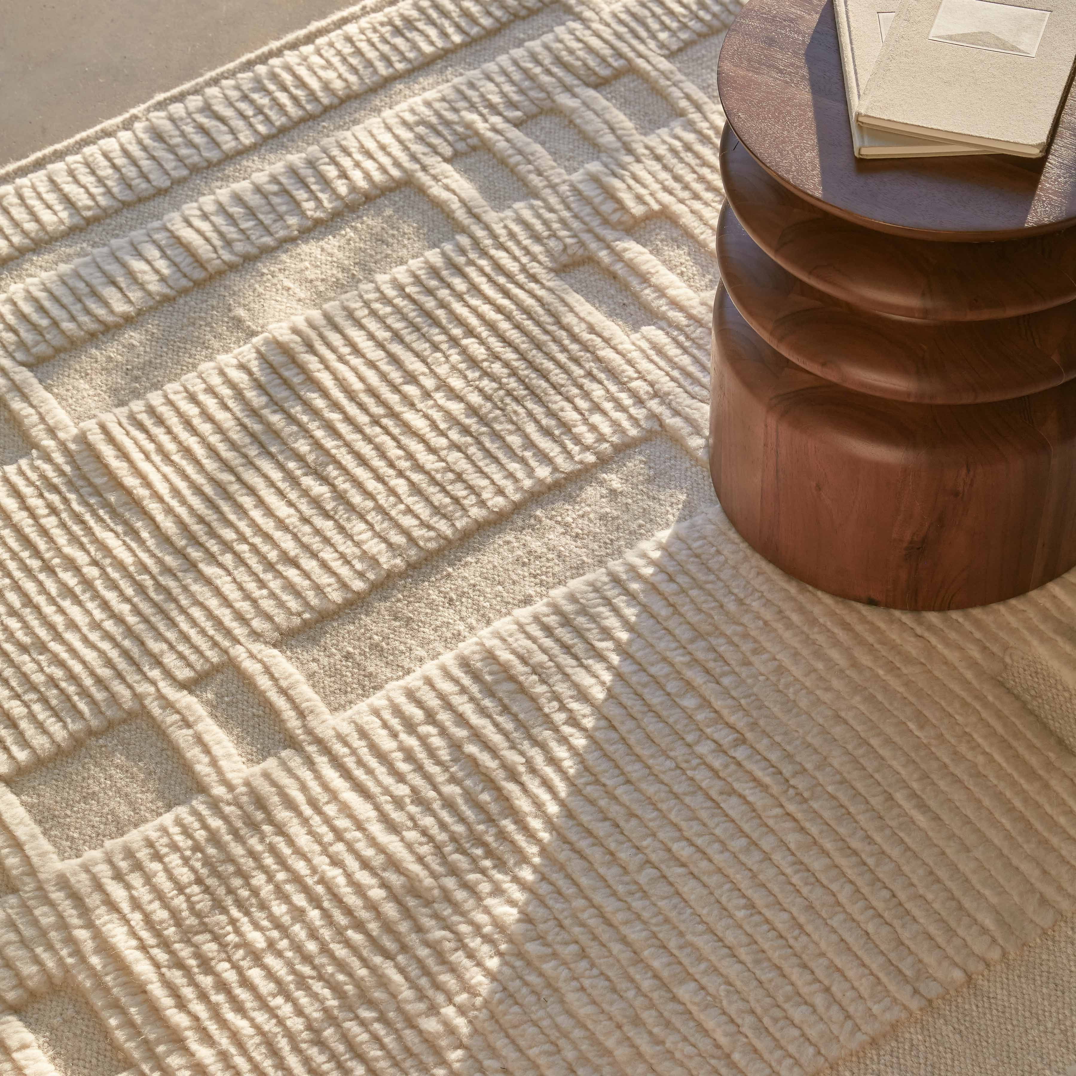 Chahana Hand-Knotted Area Rug - Image 5