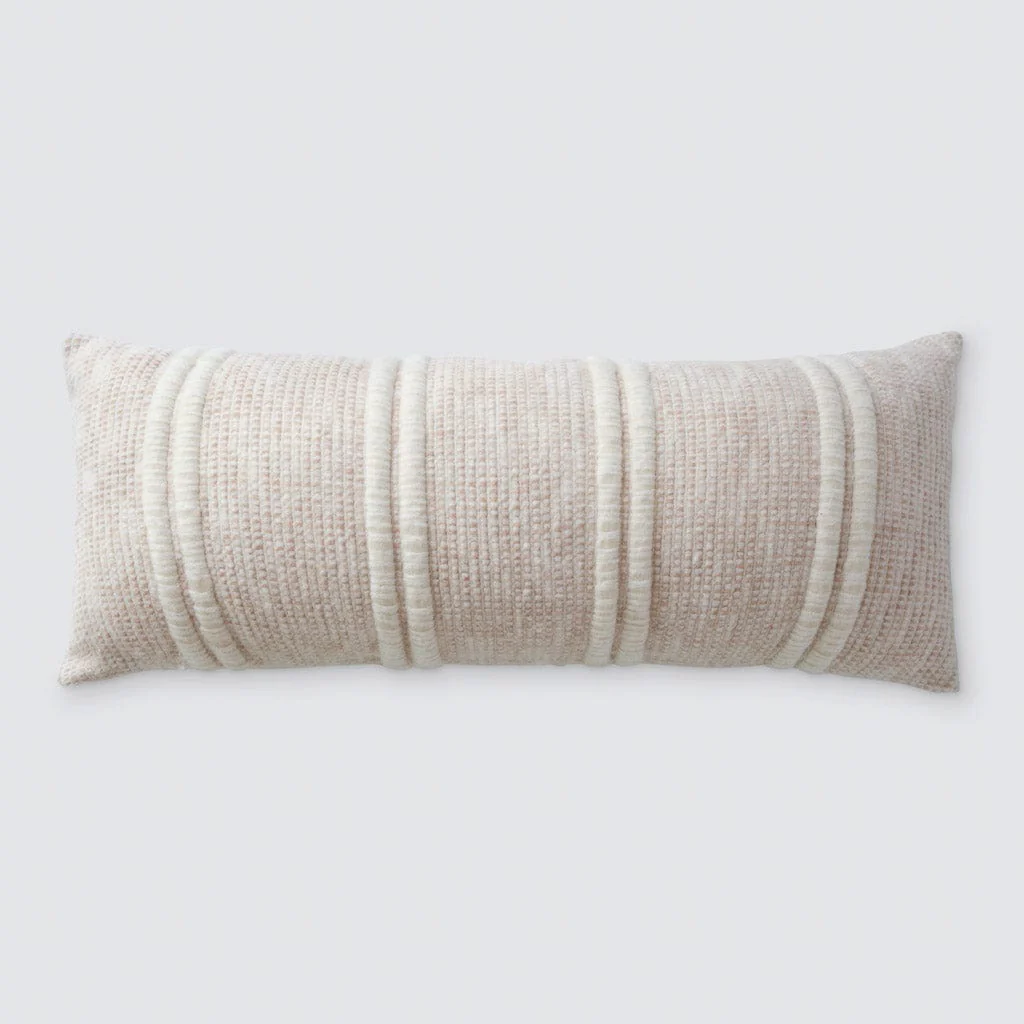 Contigo Lumbar Pillow - Image 4