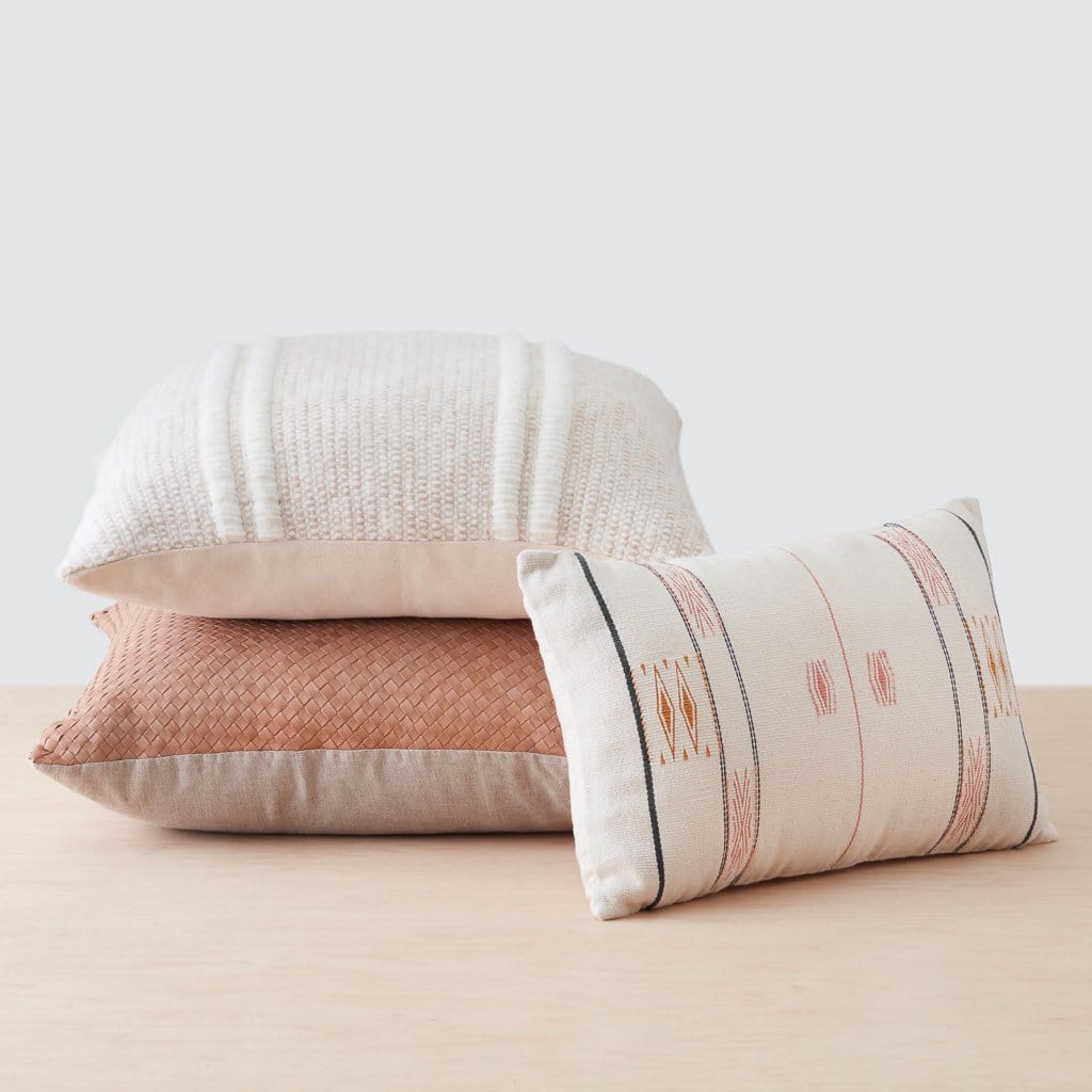 Contigo Pillow - Image 8