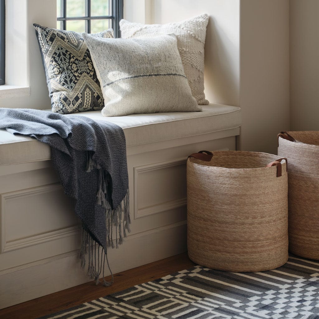 Dayita Handwoven Area Rug - Image 4
