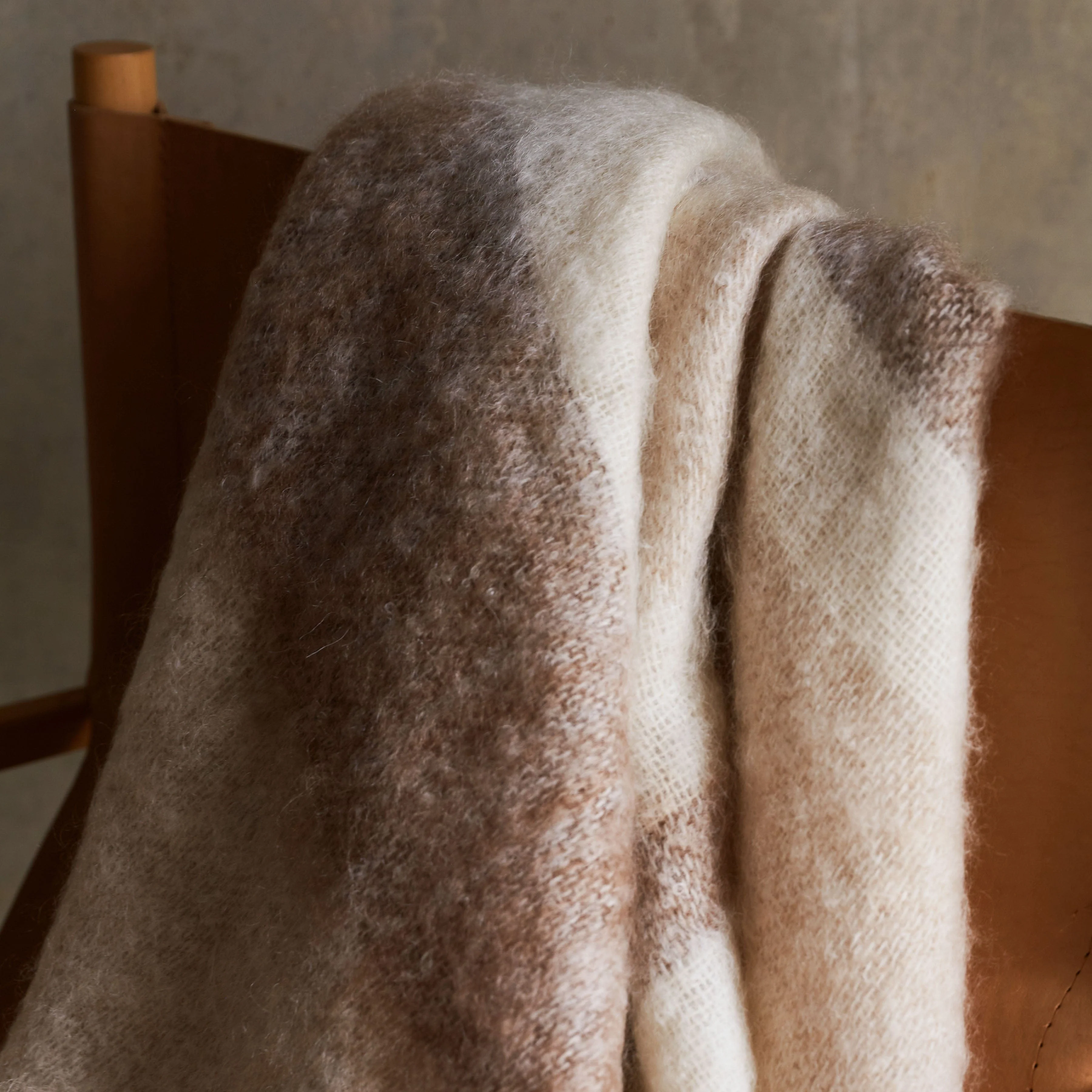 Delaney Mohair Throw - Image 11