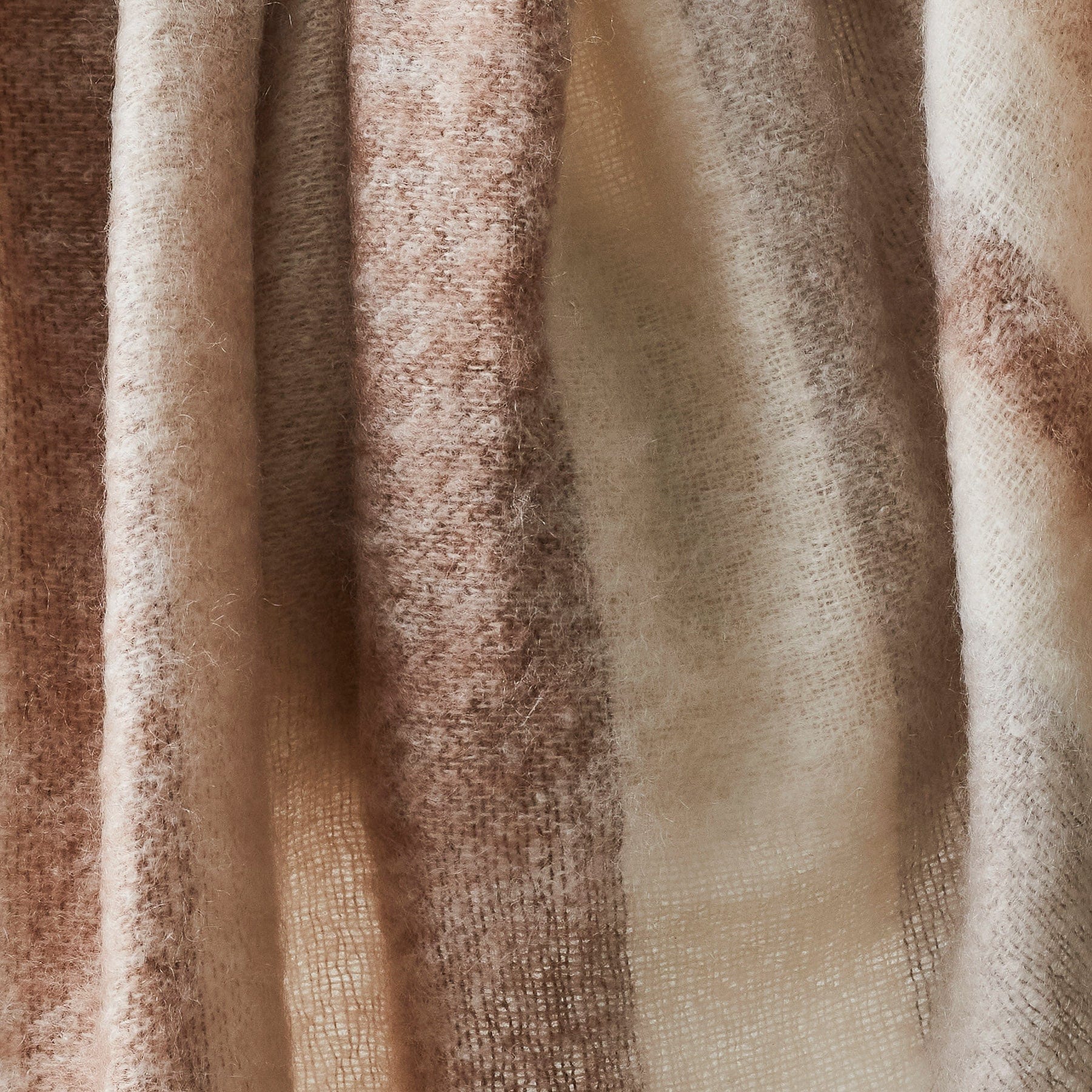 Delaney Mohair Throw - Image 3