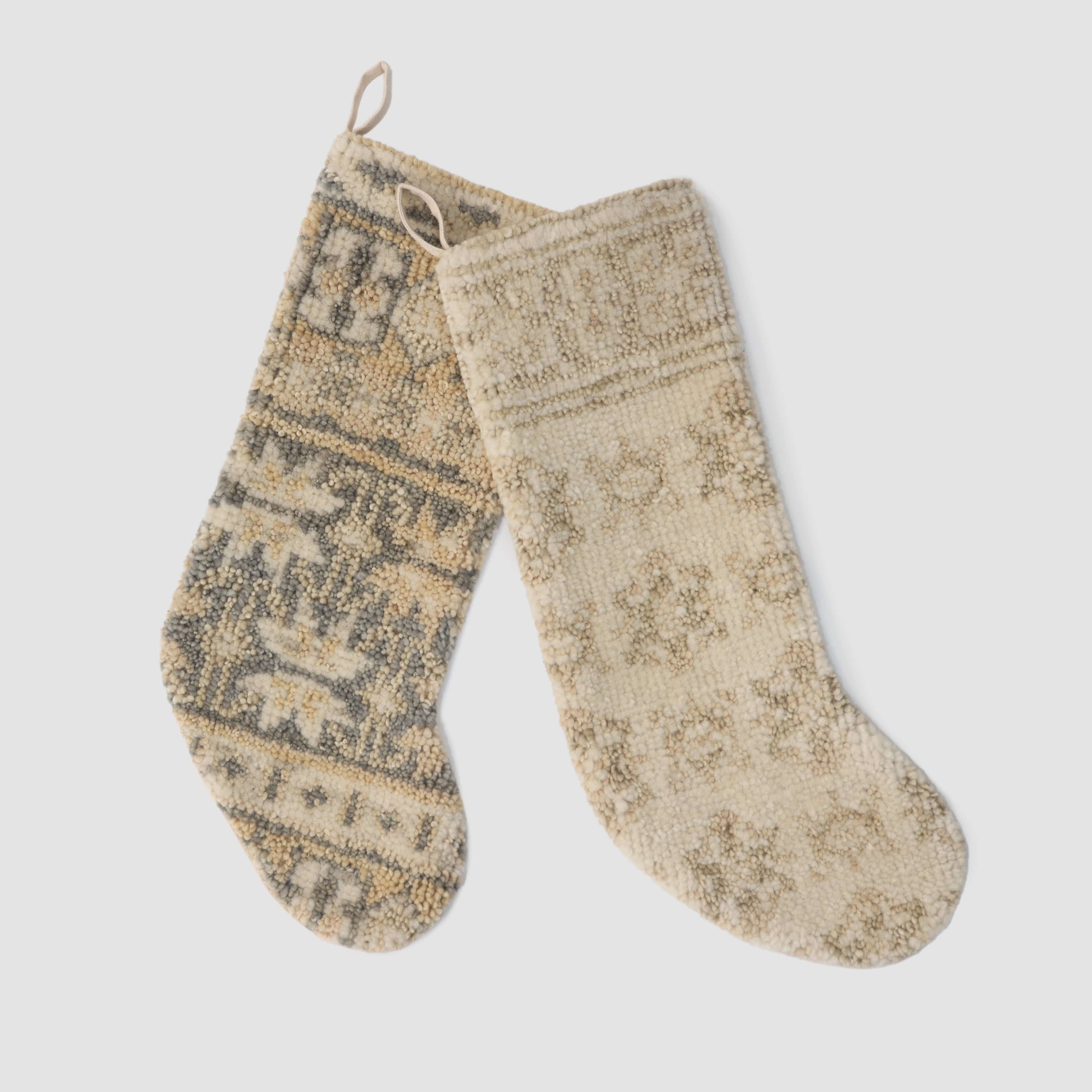 Divya Hand Knotted Stocking - Image 4