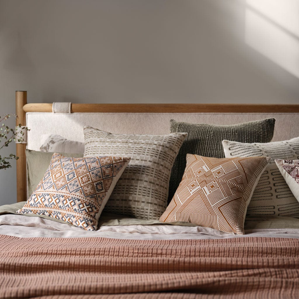 Isidora Pillow - Image 28