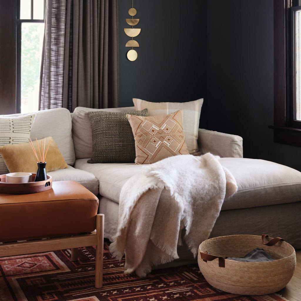 Isidora Pillow - Image 34