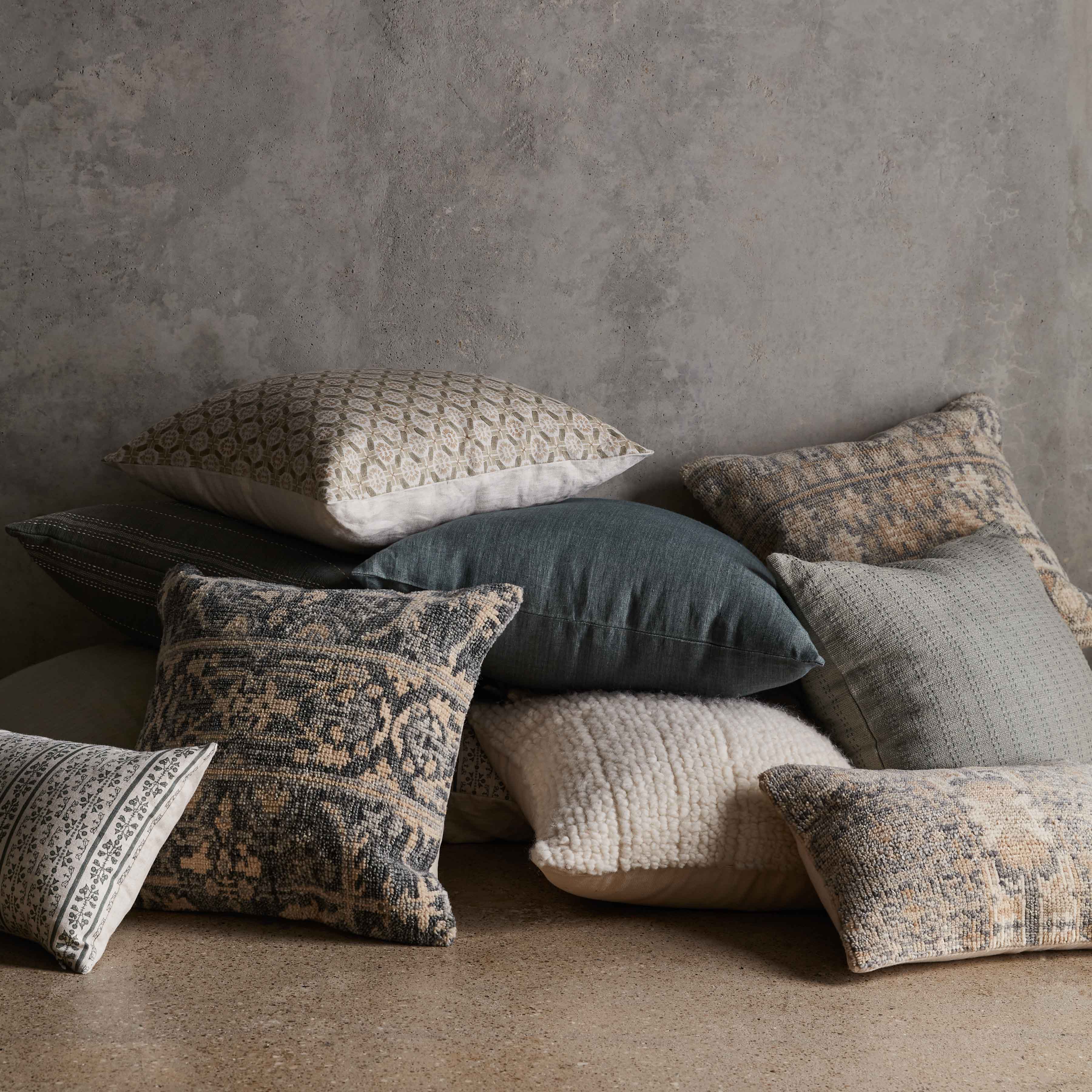 Jhara Pillow - Image 7