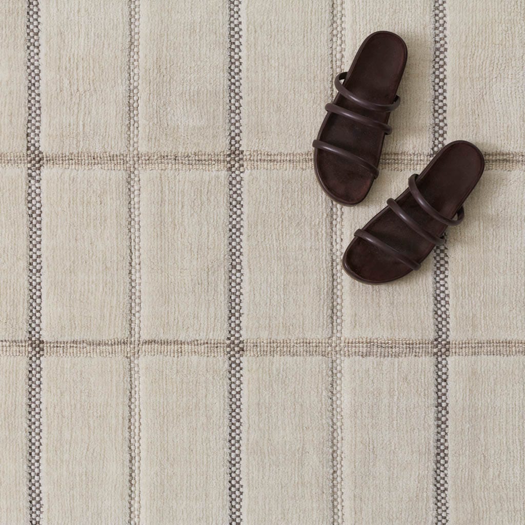 Kamaya Handwoven Area Rug - Image 3