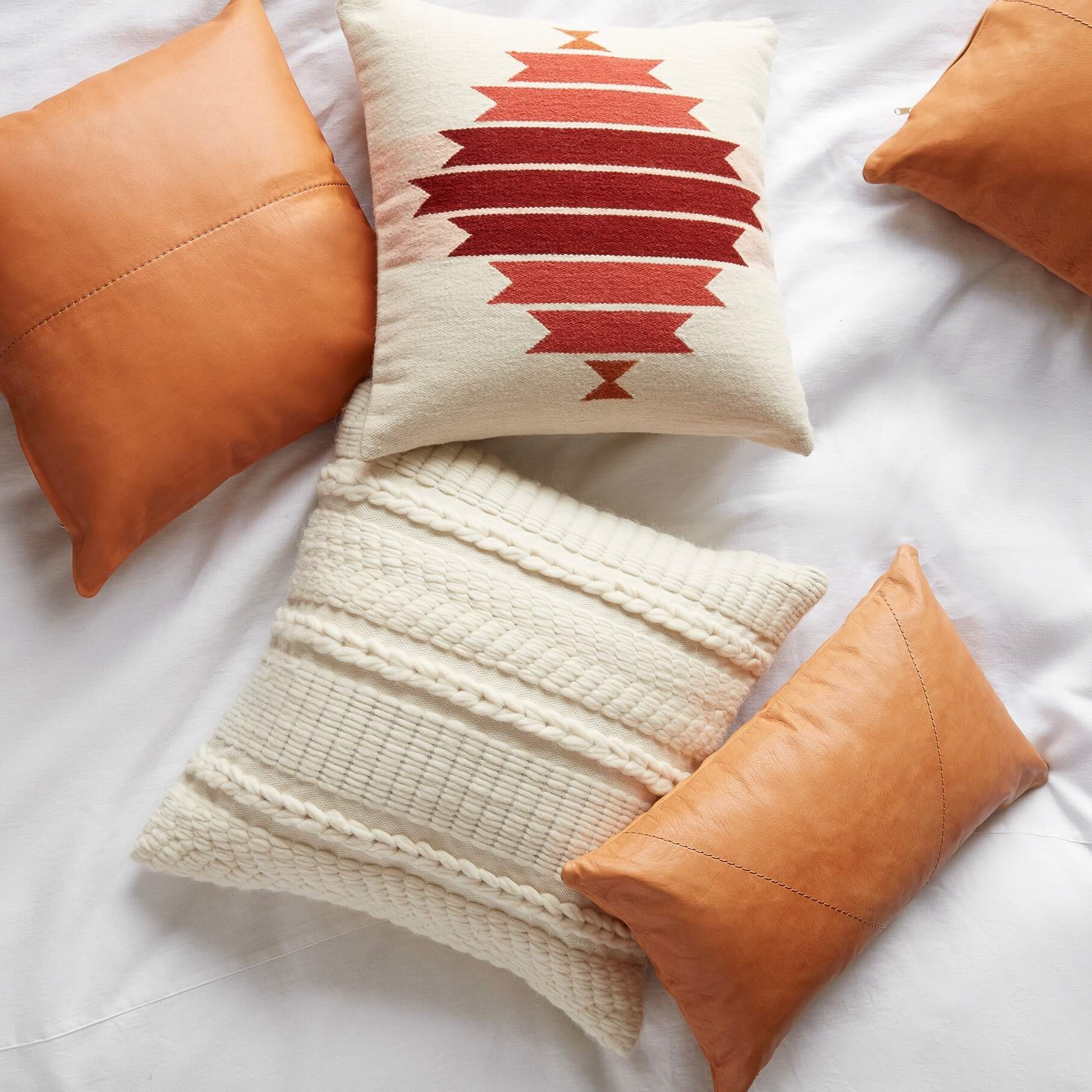 La Nieve Pillow - Image 3