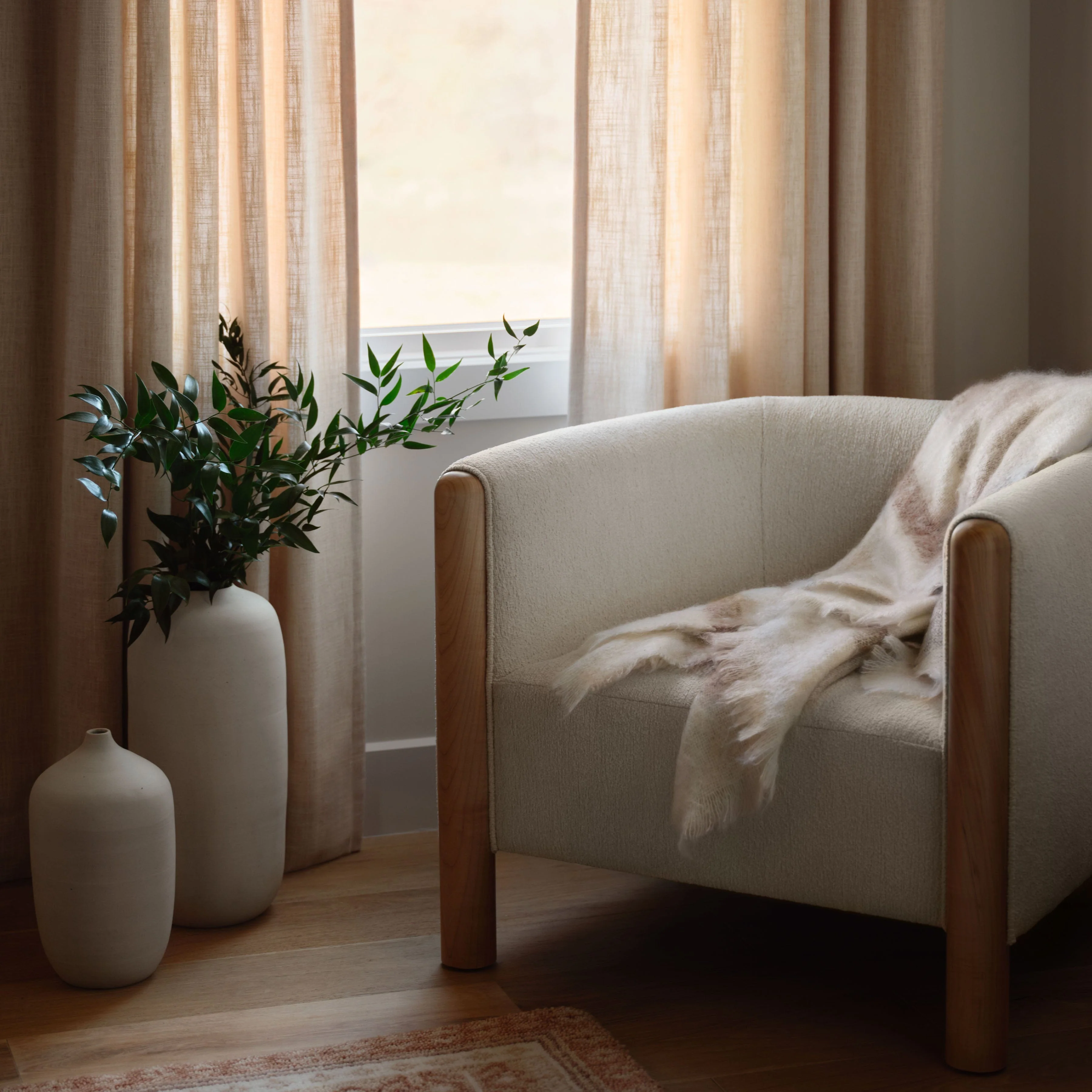 Laurel Armchair - Image 3