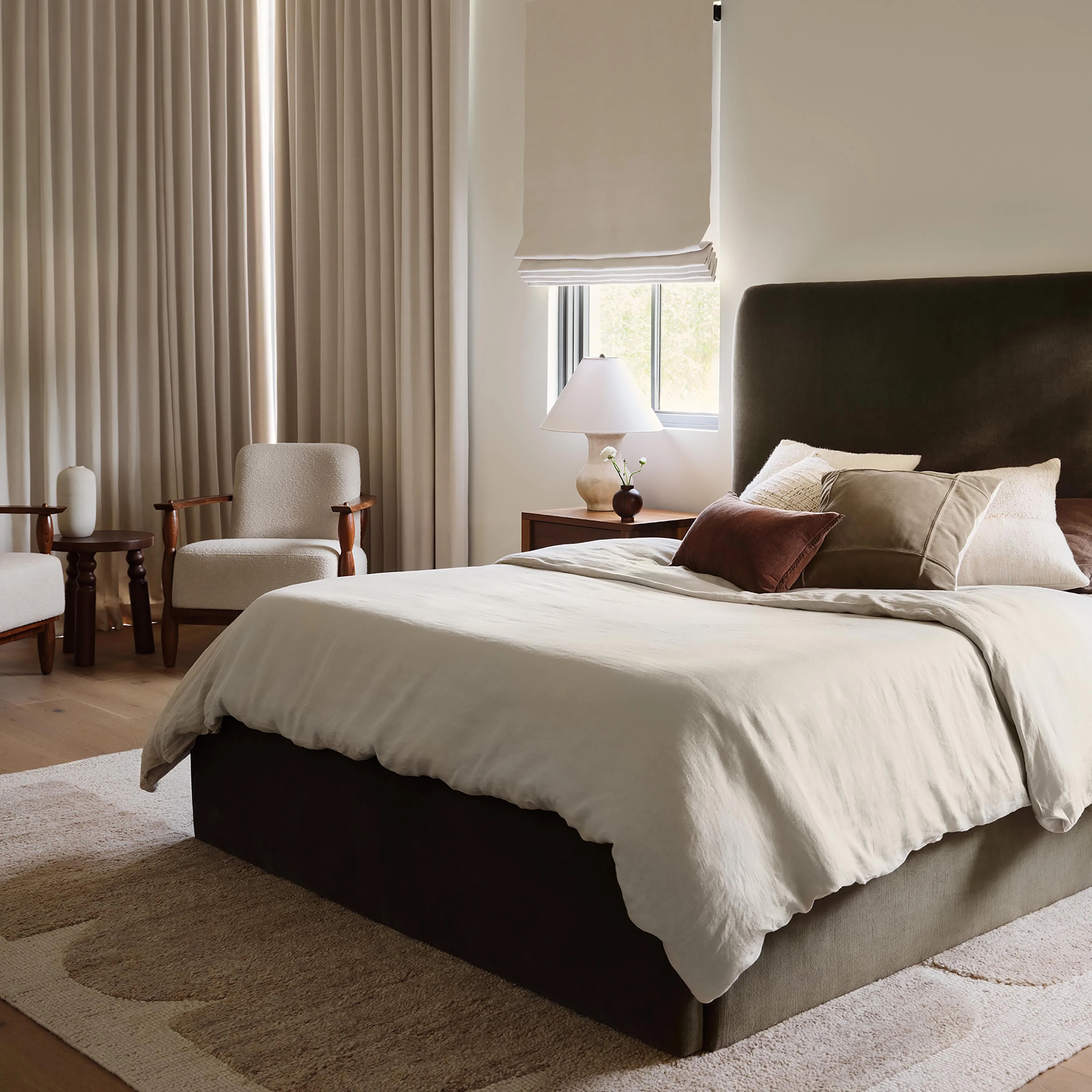 Leela Armchair - Image 3