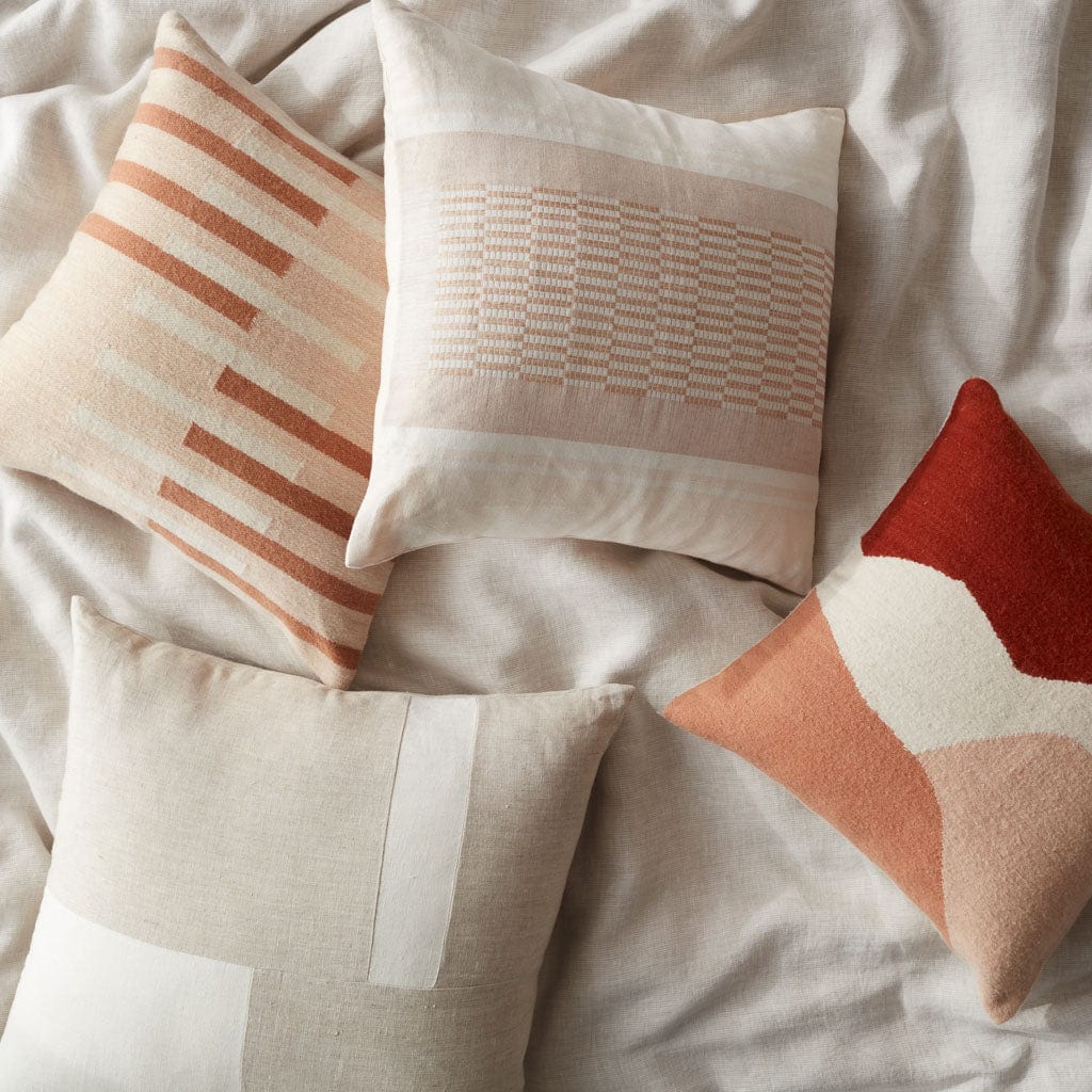 Linda Pillow - Image 3