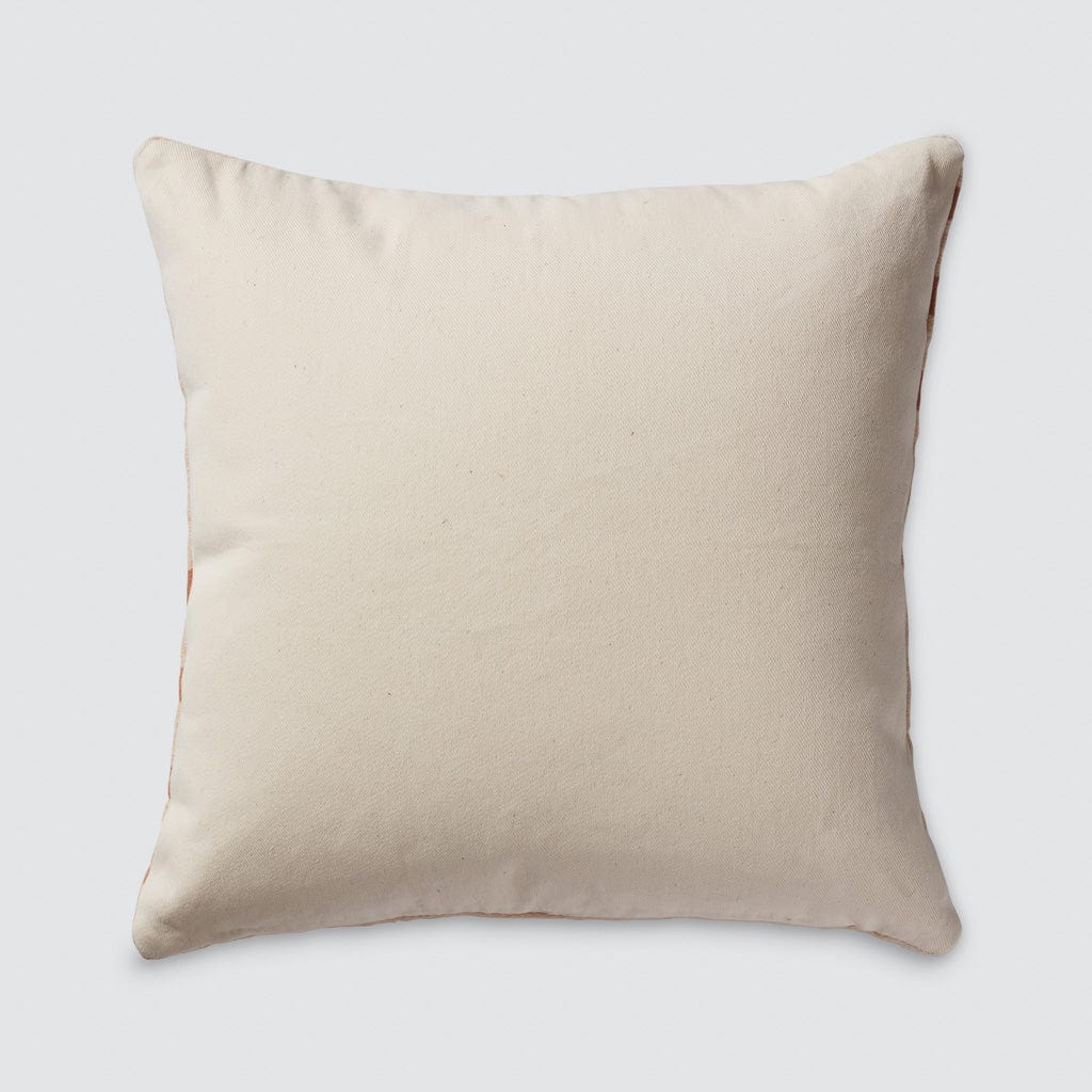 Linda Pillow - Image 7