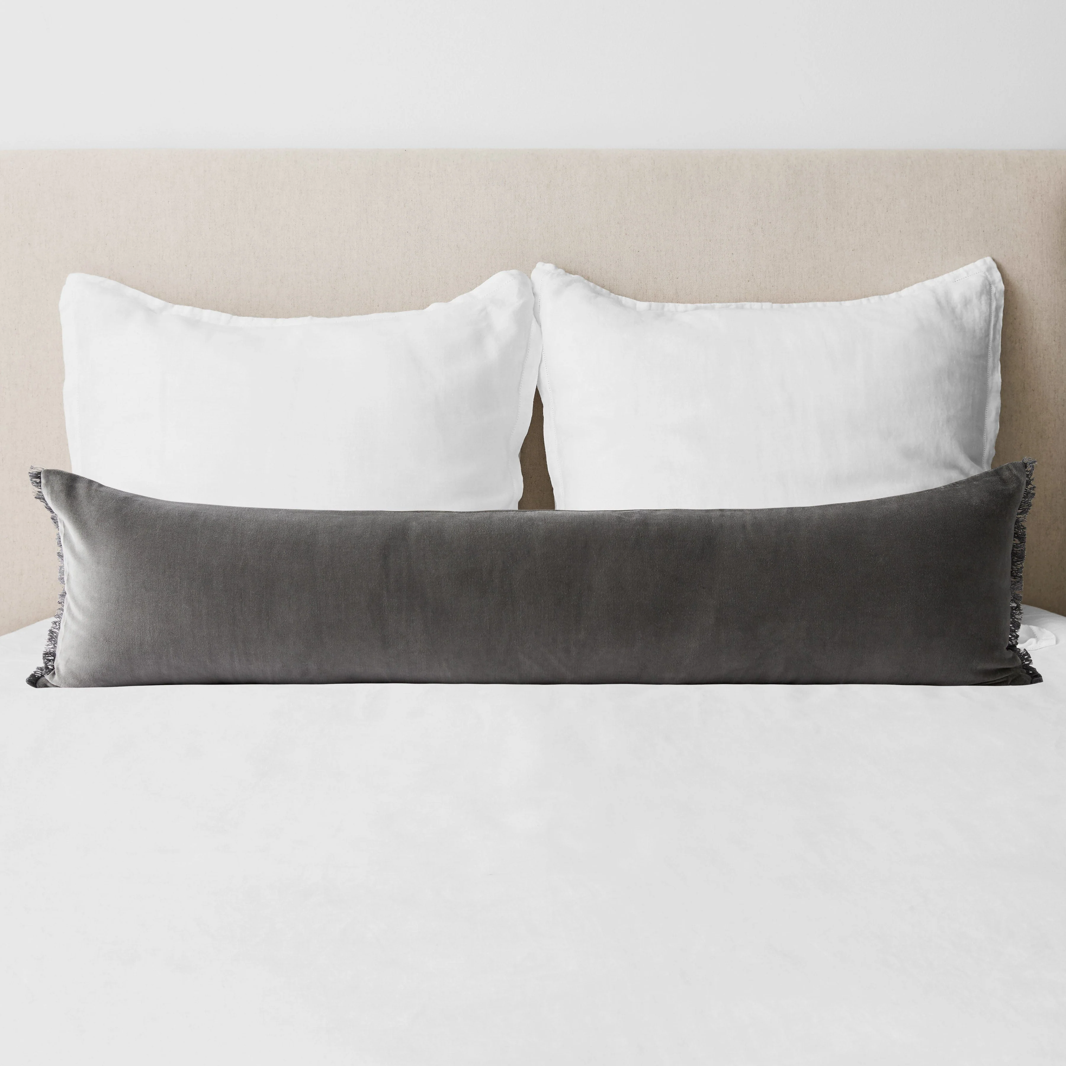 Naveta Velvet Lumbar Pillow - Image 10