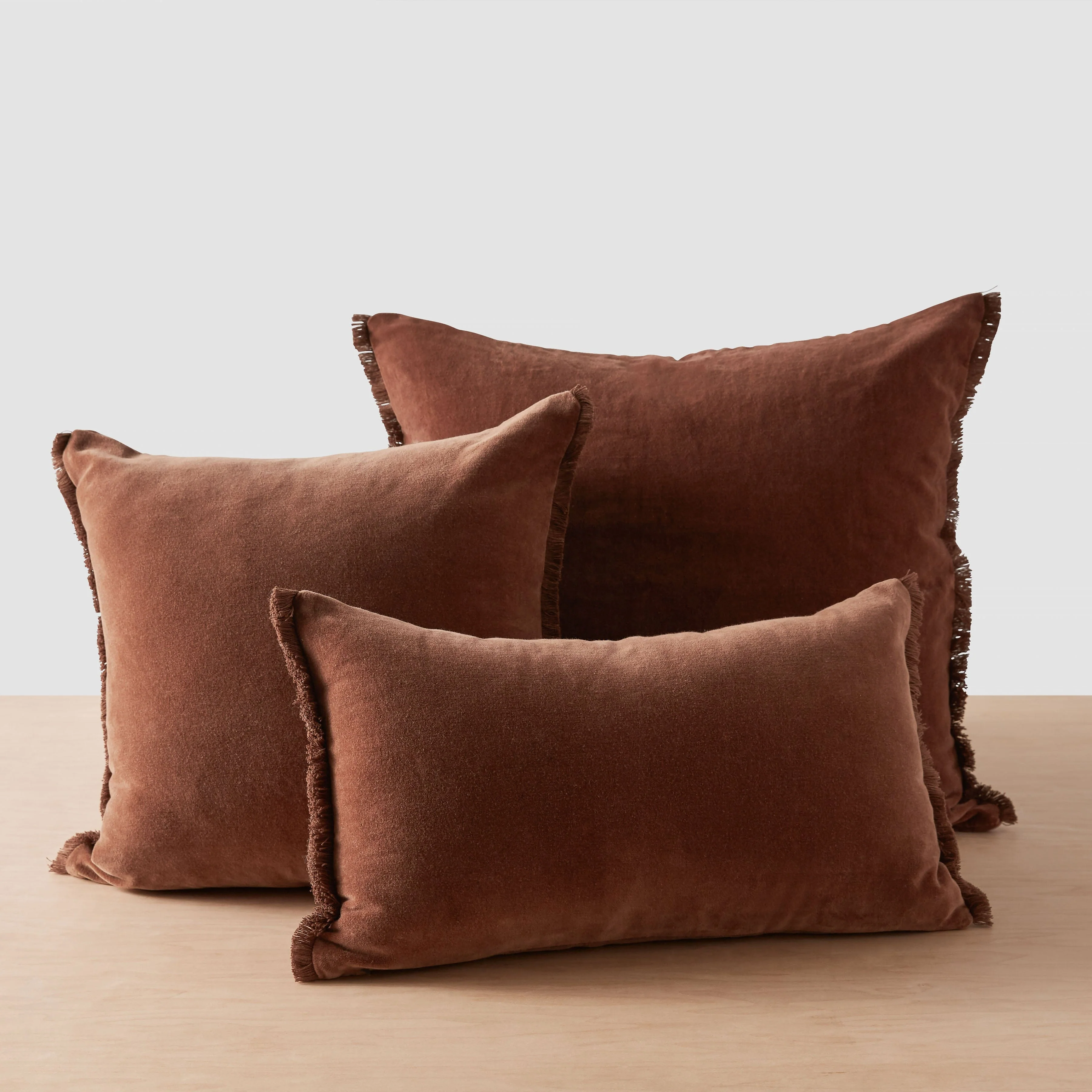 Naveta Velvet Pillow - Image 29