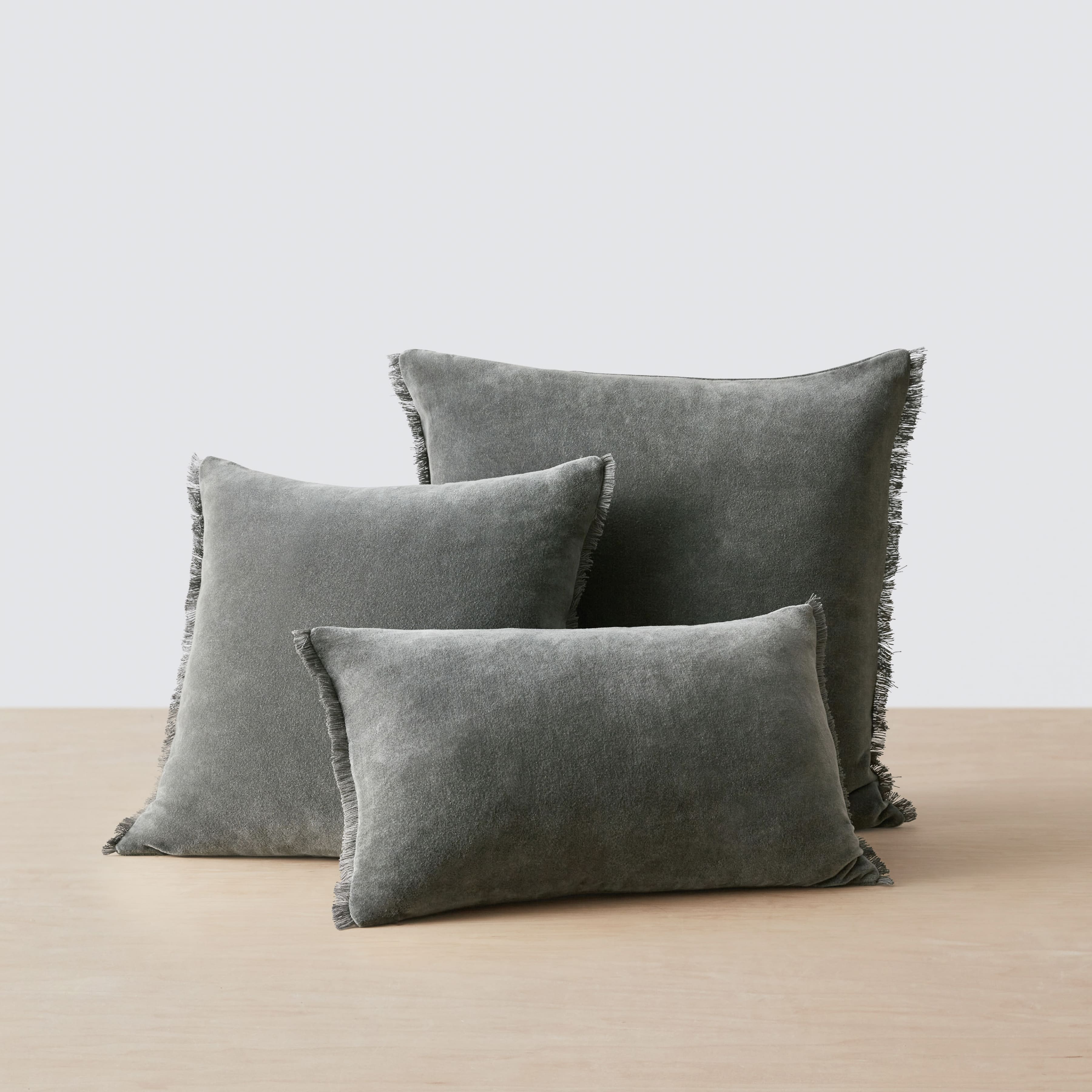 Naveta Velvet Pillow - Image 5