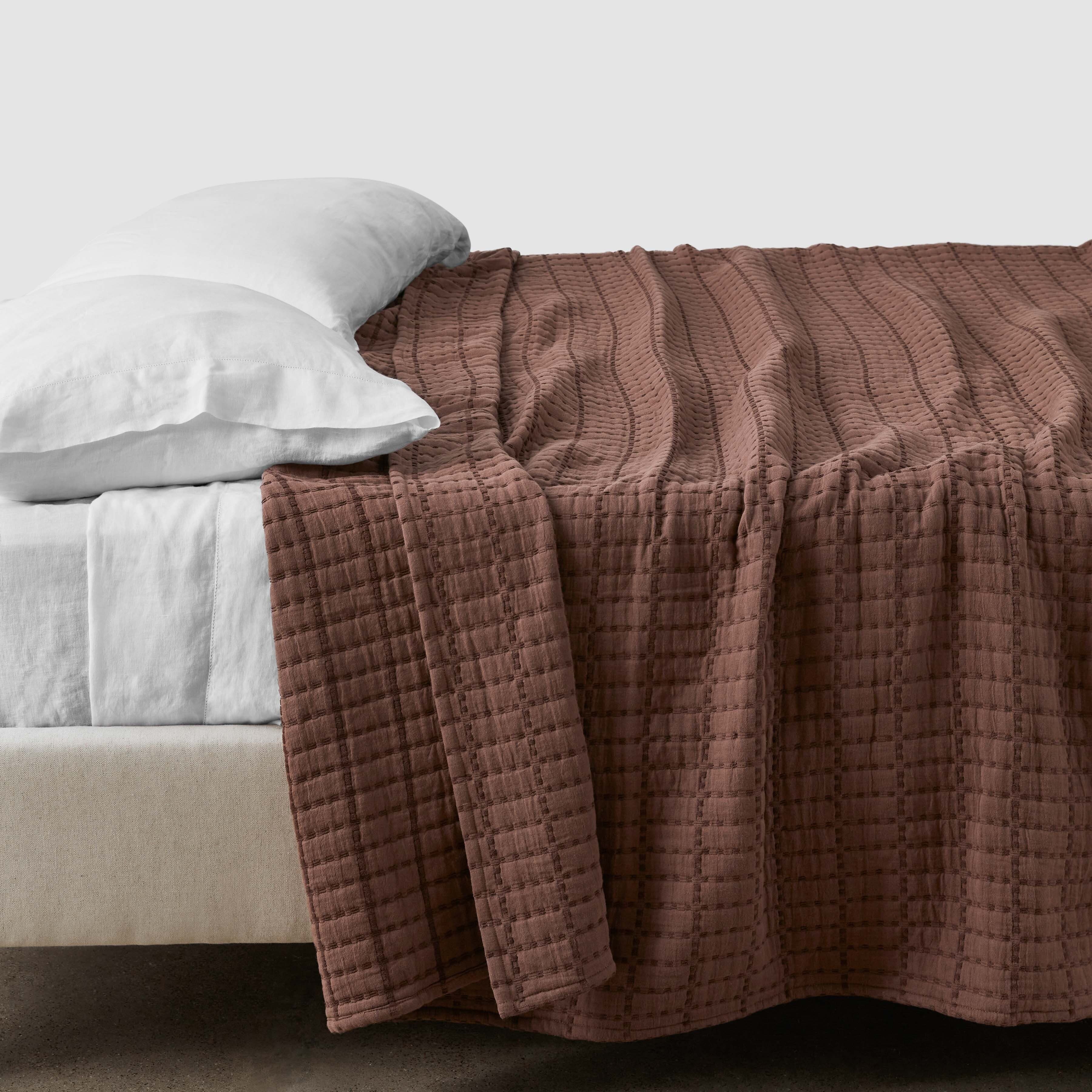 Naya Organic Cotton Quilted Bed Blanket - Image 13