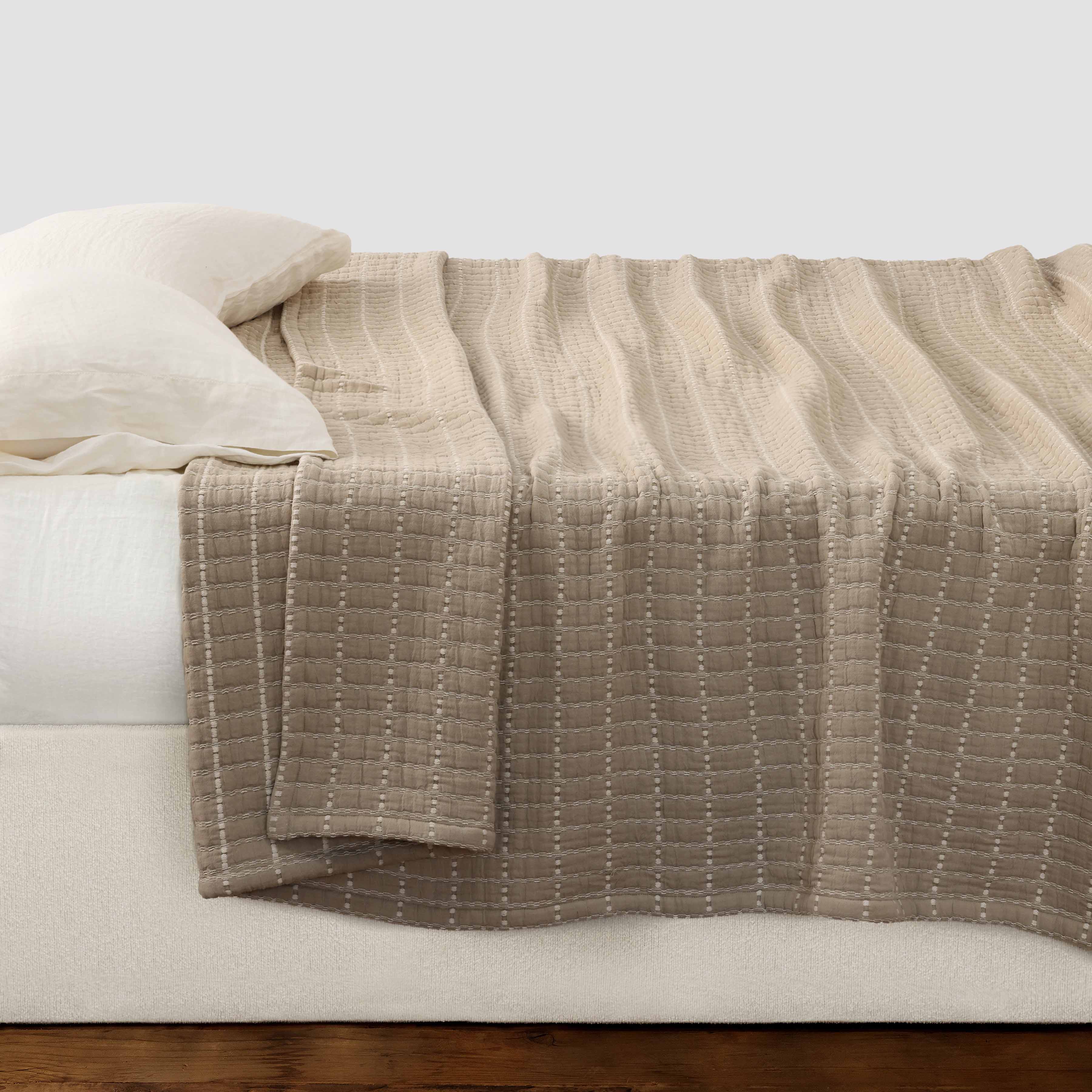 Naya Organic Cotton Quilted Bed Blanket - Image 18