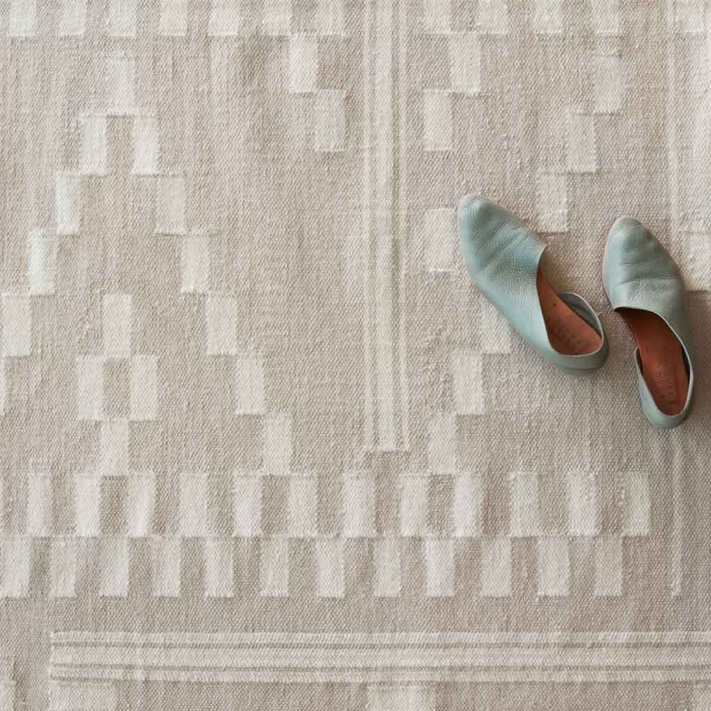 Neena Handwoven Area Rug - Image 3