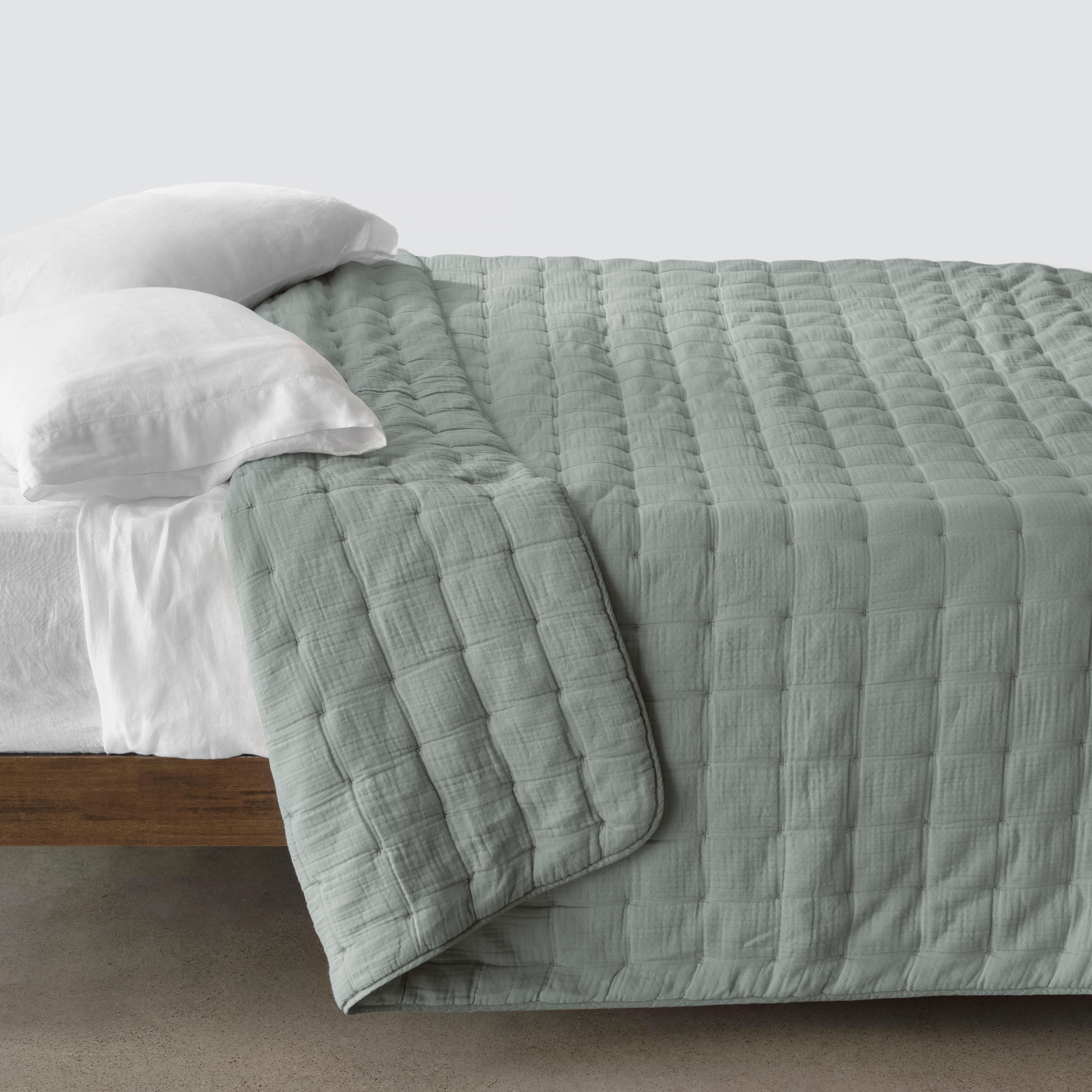Organic Cotton Gauze Quilt - Image 9