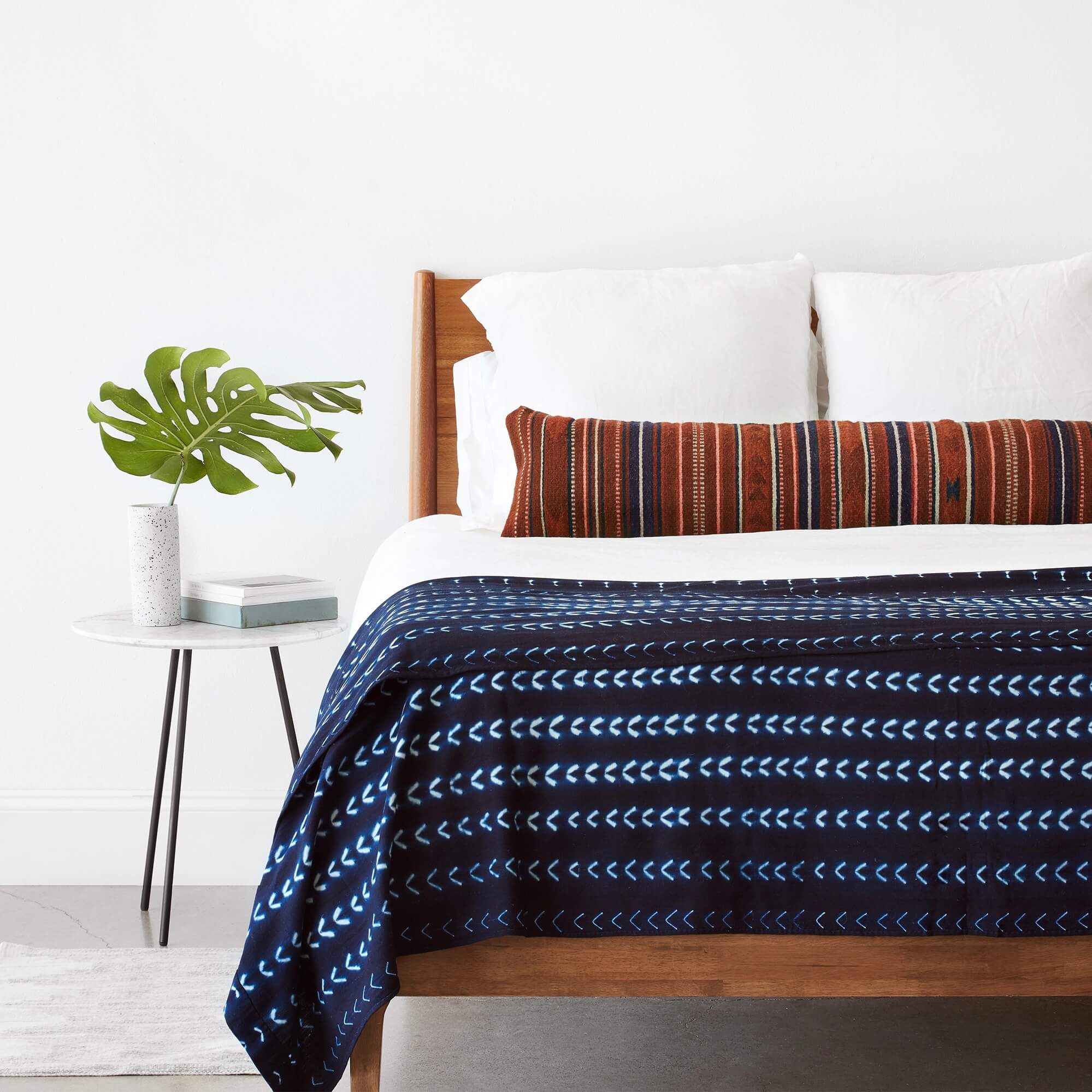 Paso Lumbar Pillow - Image 6