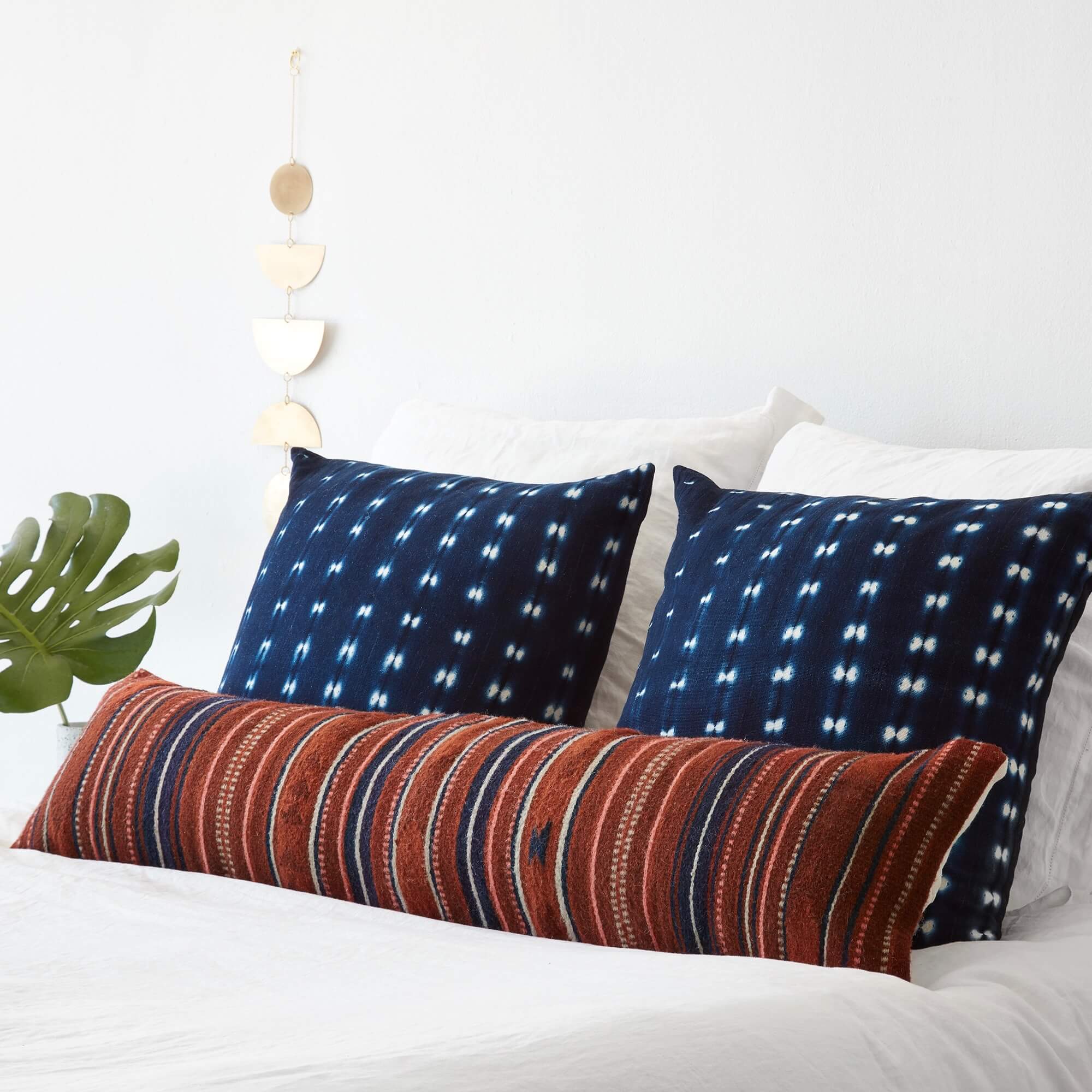 Paso Lumbar Pillow - Image 7