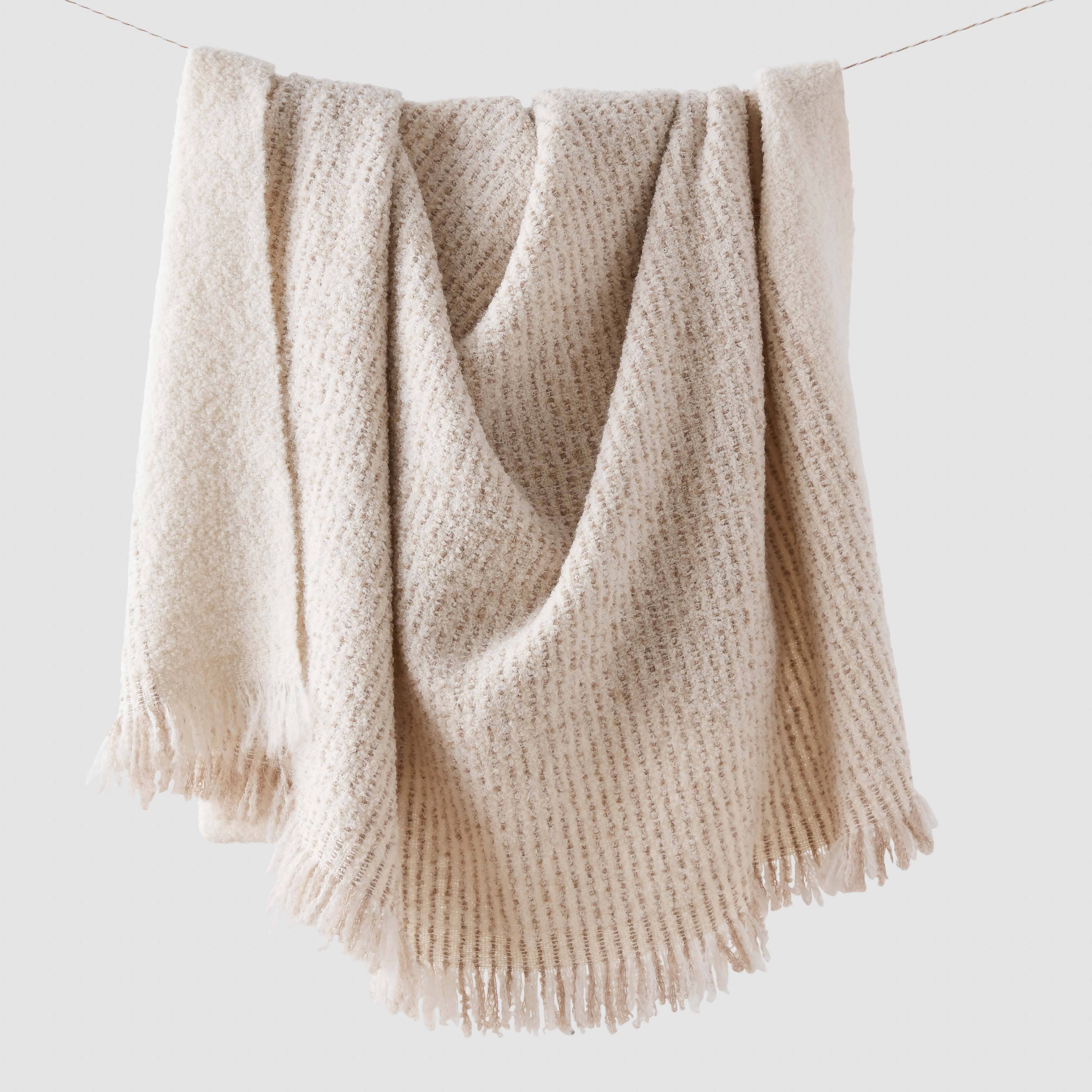 Pradera Boucle Throw - Image 3