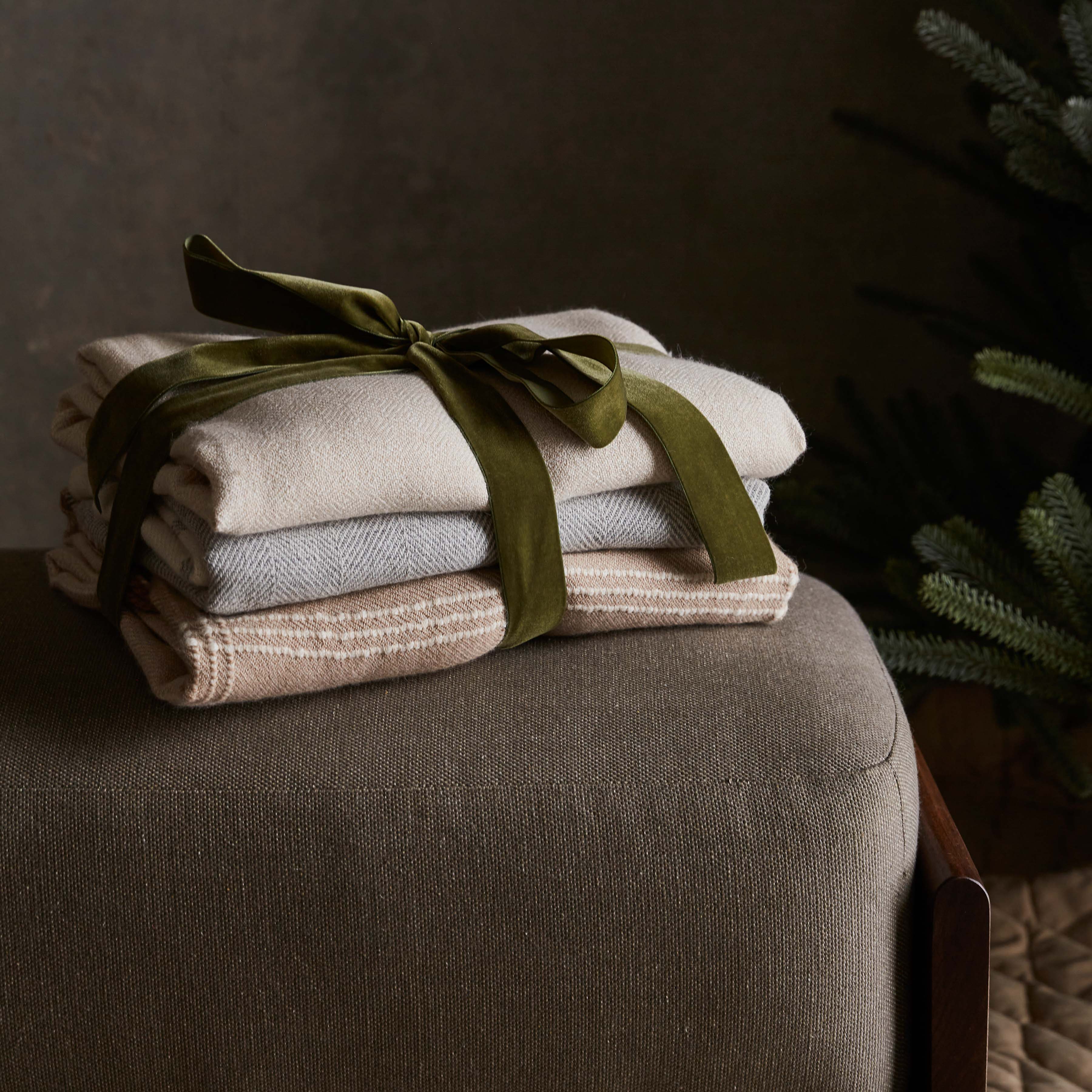 Primavera Alpaca Throw - Image 5