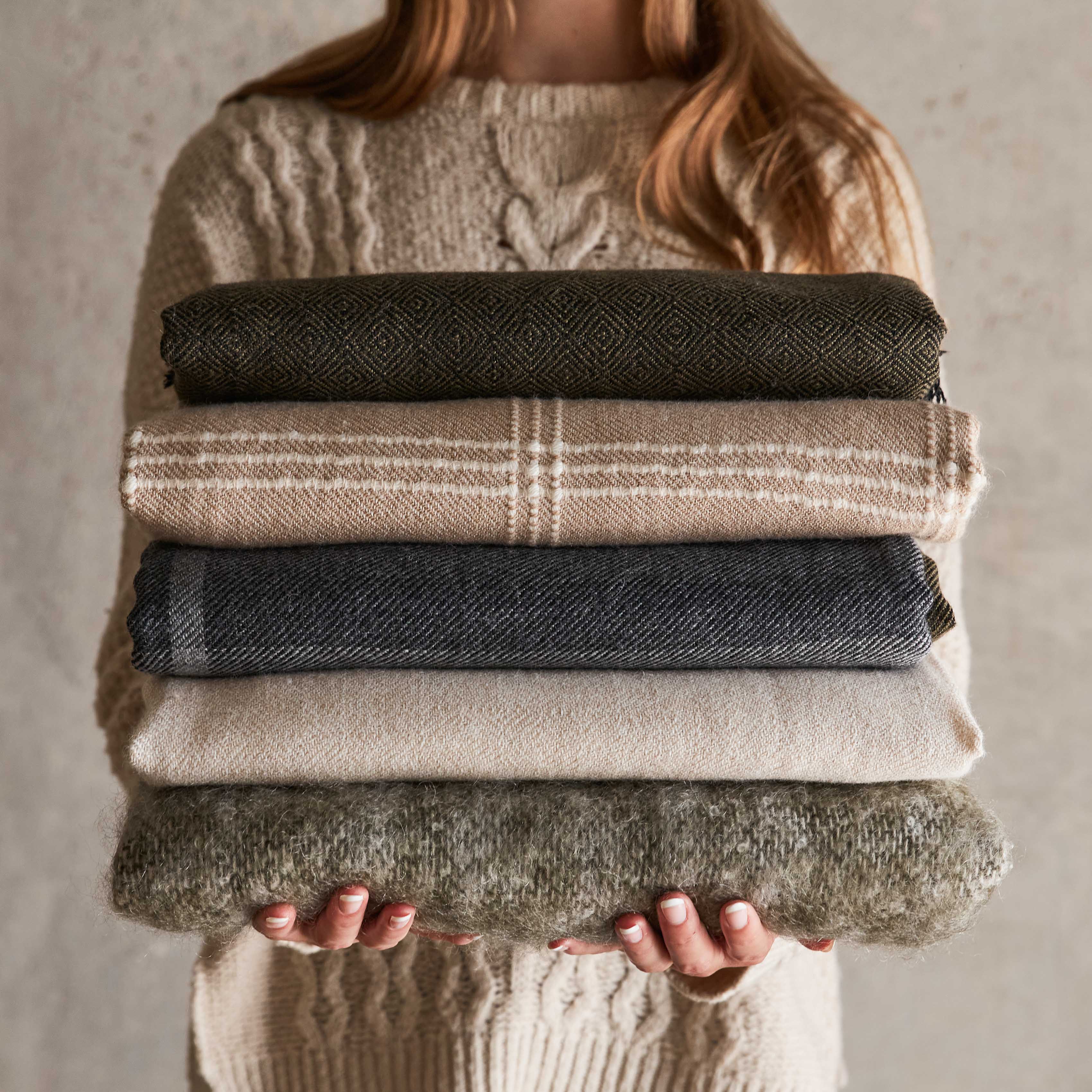 Primavera Alpaca Throw - Image 8
