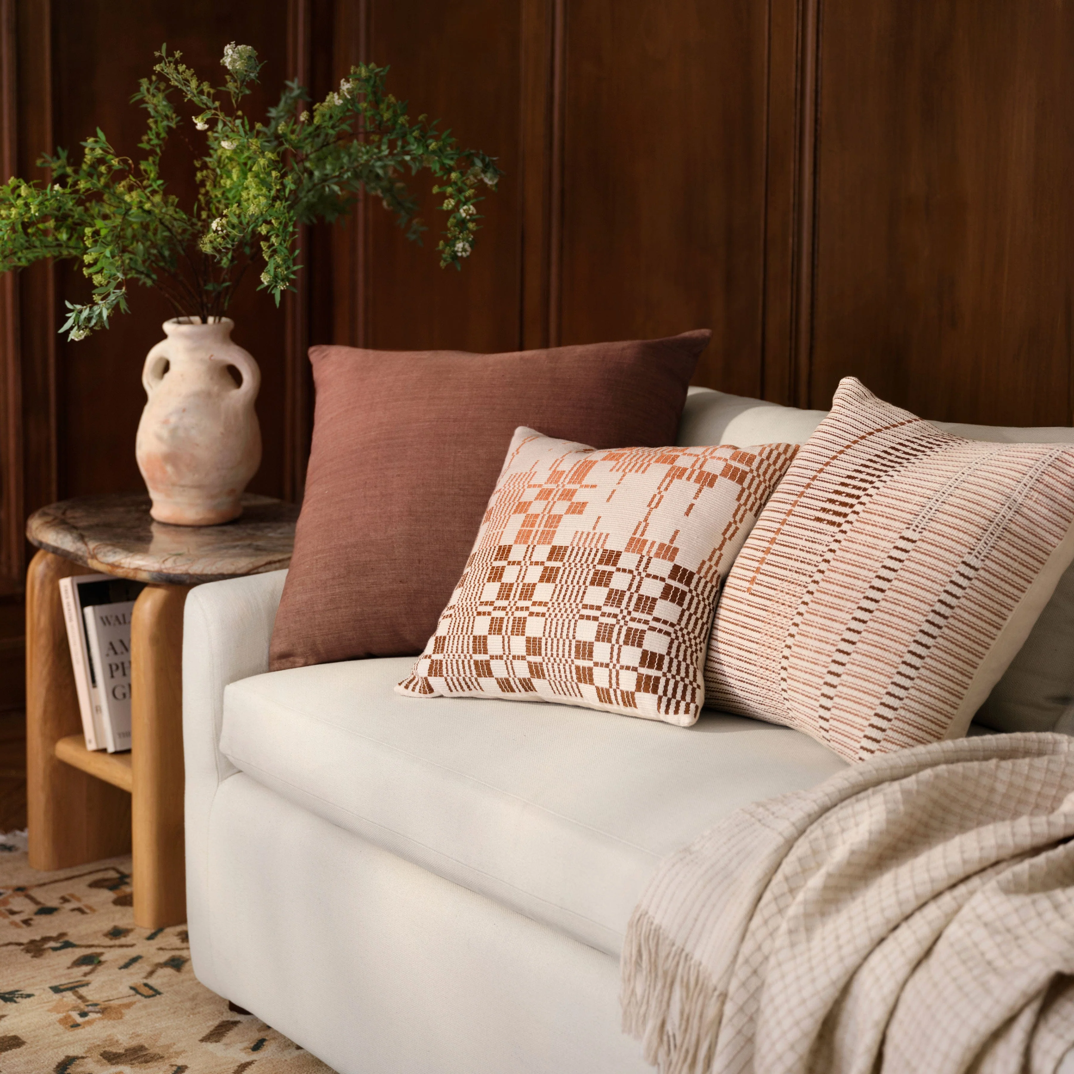 Prisha Linen Pillow - Image 5