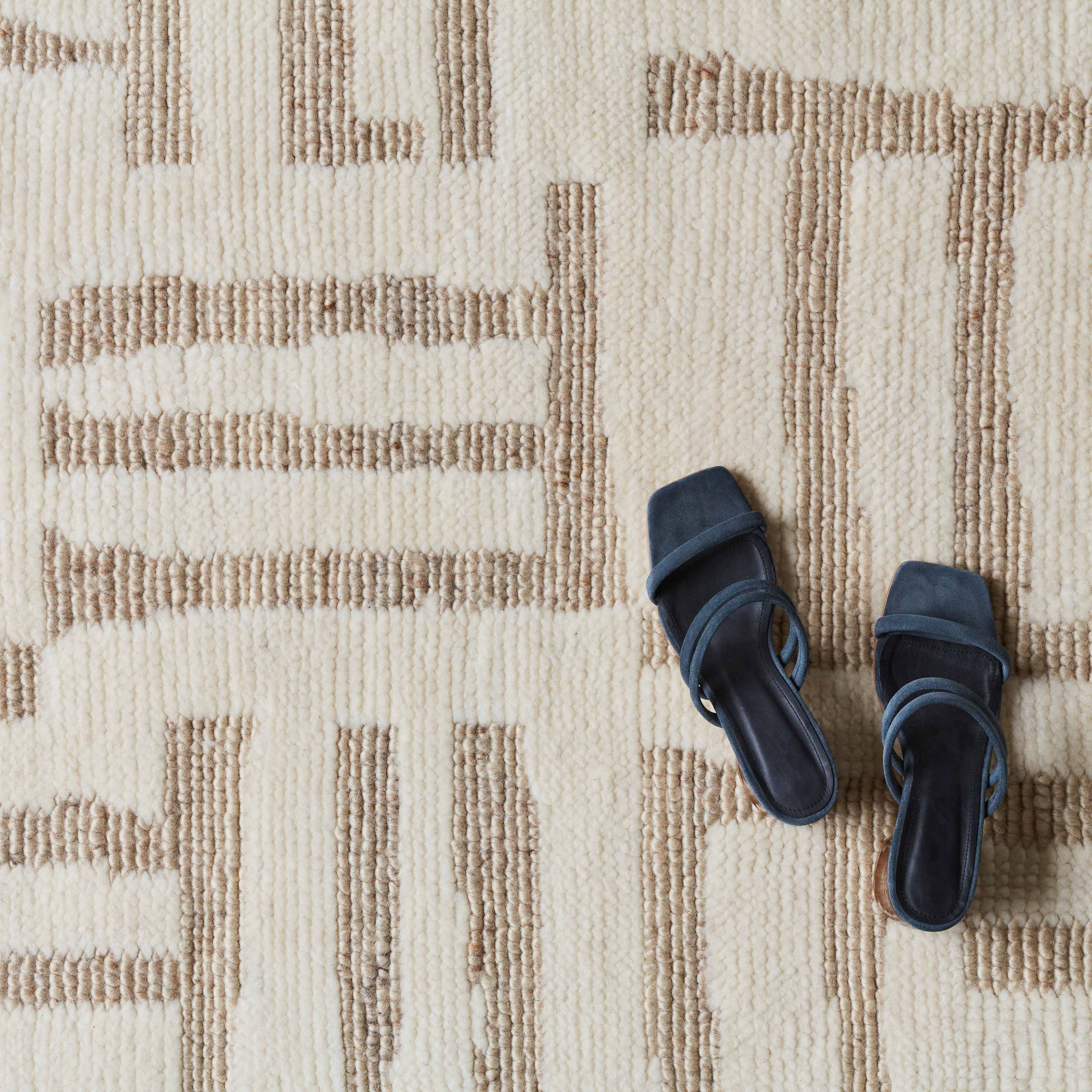 Rabani Wool Area Rug - Image 3