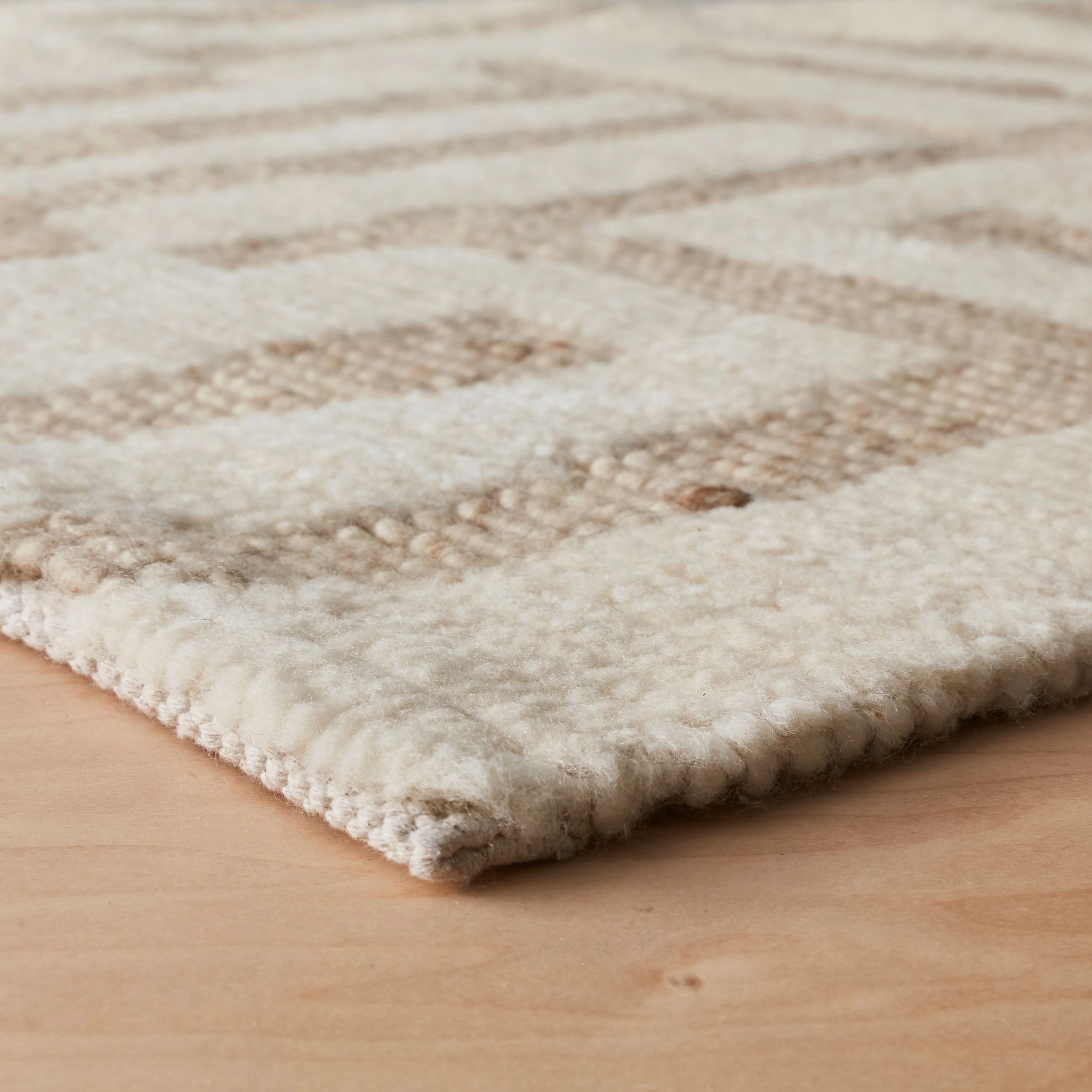 Rabani Wool Area Rug - Image 4