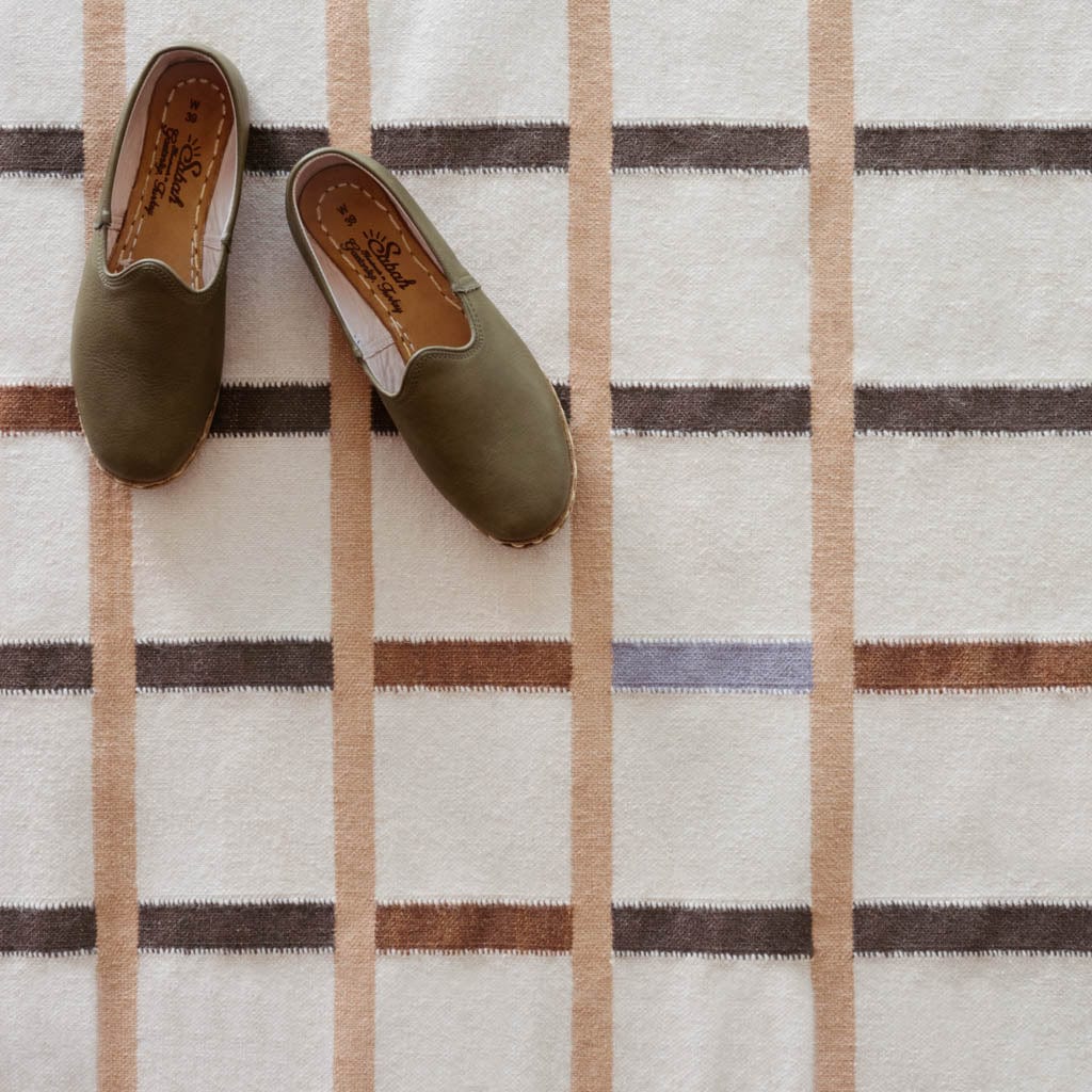 Rani Handwoven Accent Rug - Image 3
