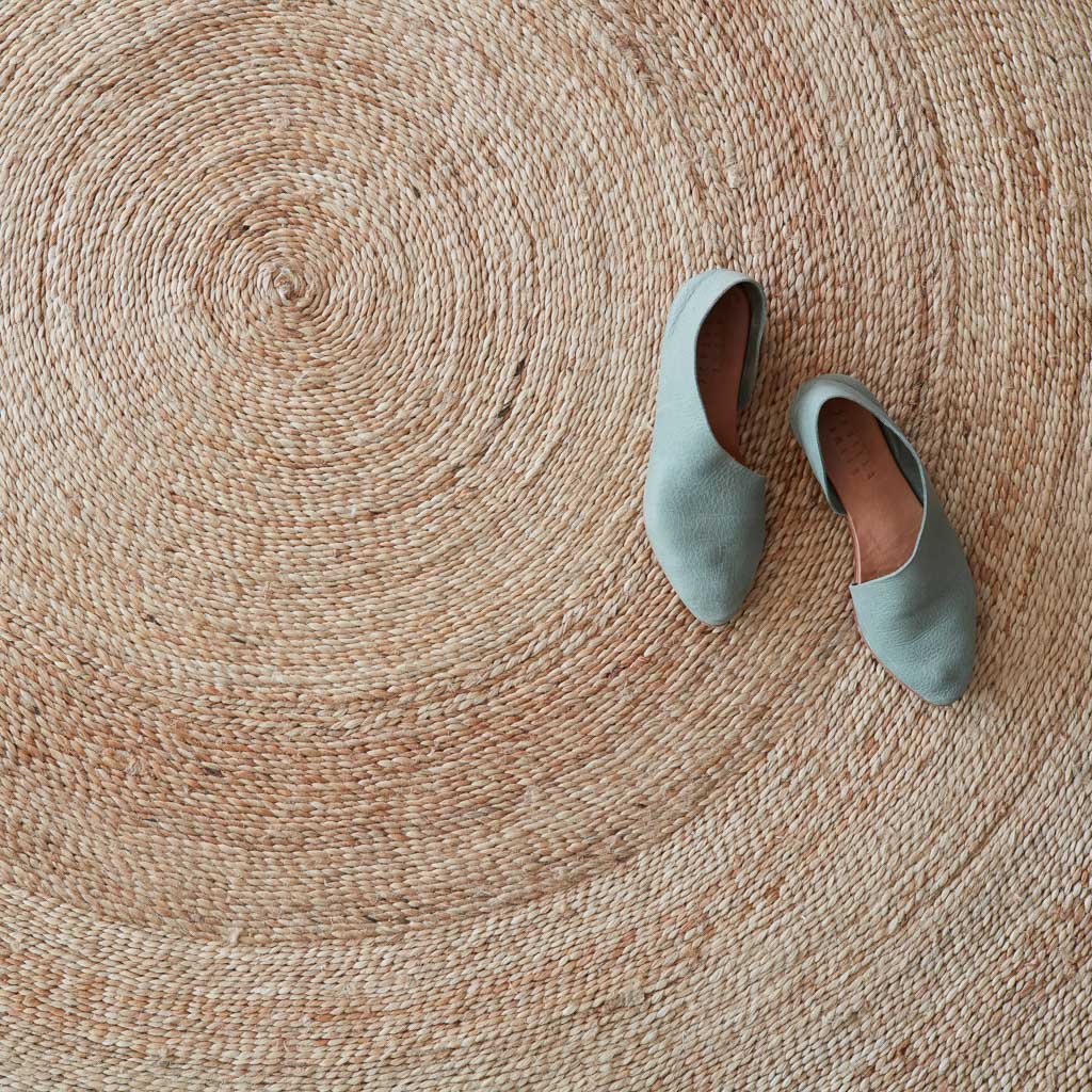 Rassi Handwoven Round Jute Area Rug - 4' Round - Image 7
