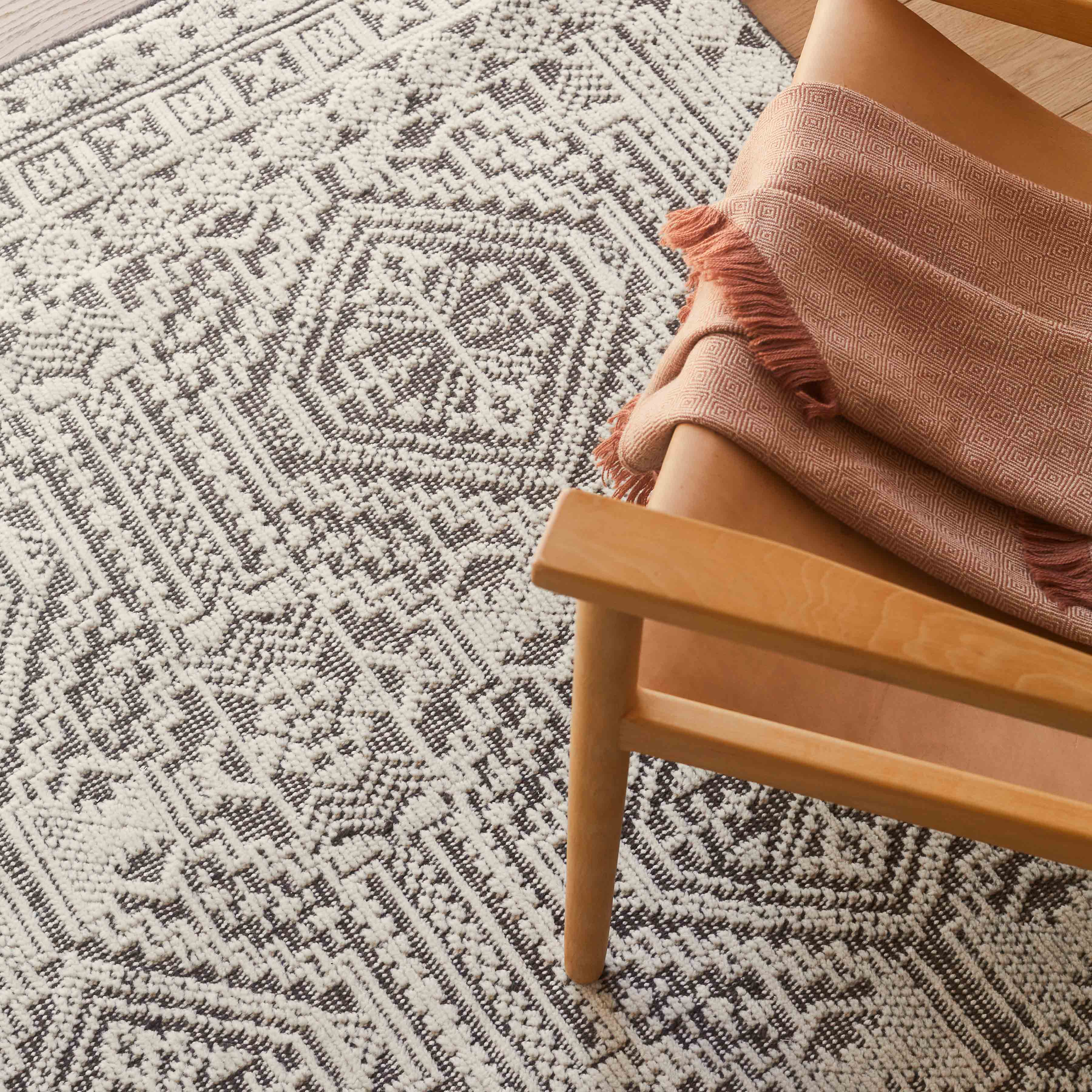 Sabita Wool Hand-Knotted Area Rug - Image 2