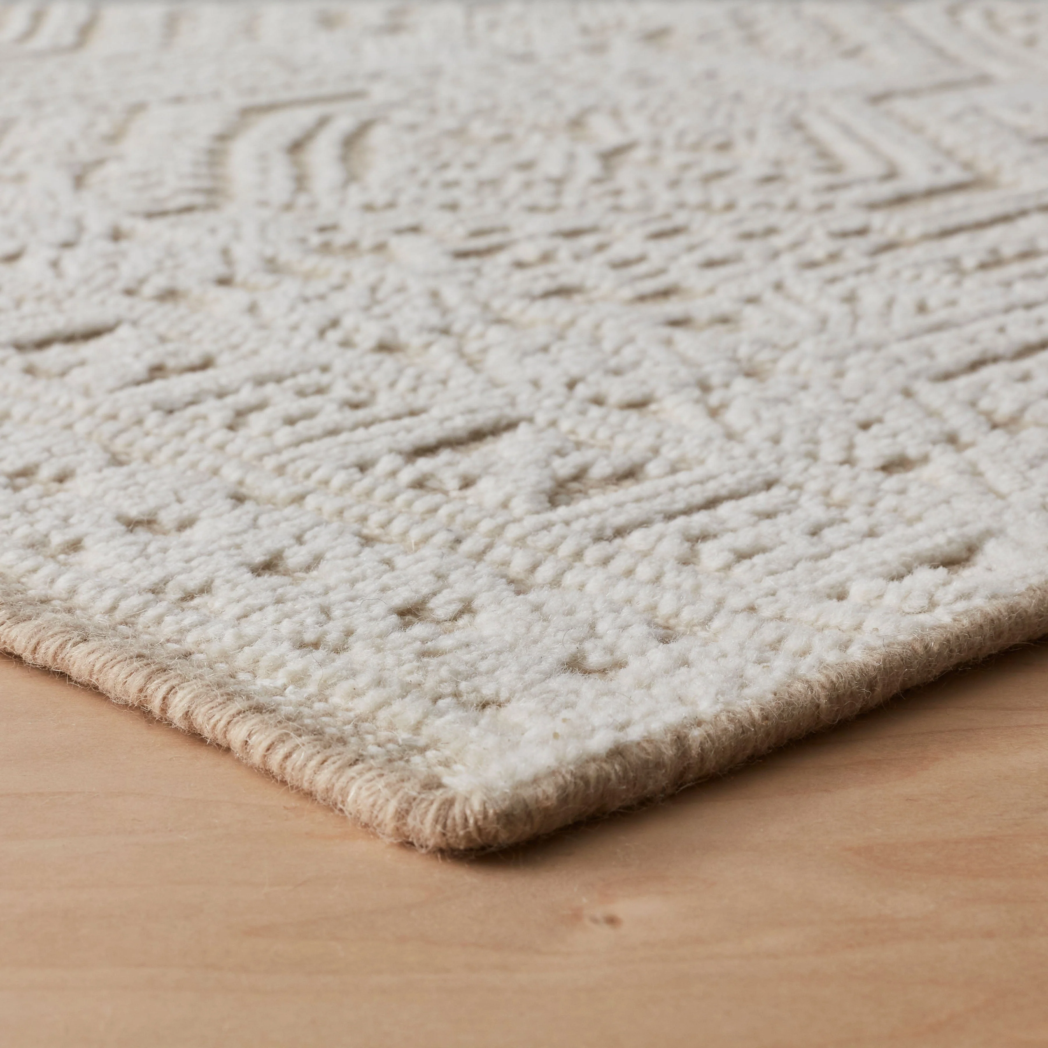 Sabita Wool Hand-Knotted Area Rug - Image 4