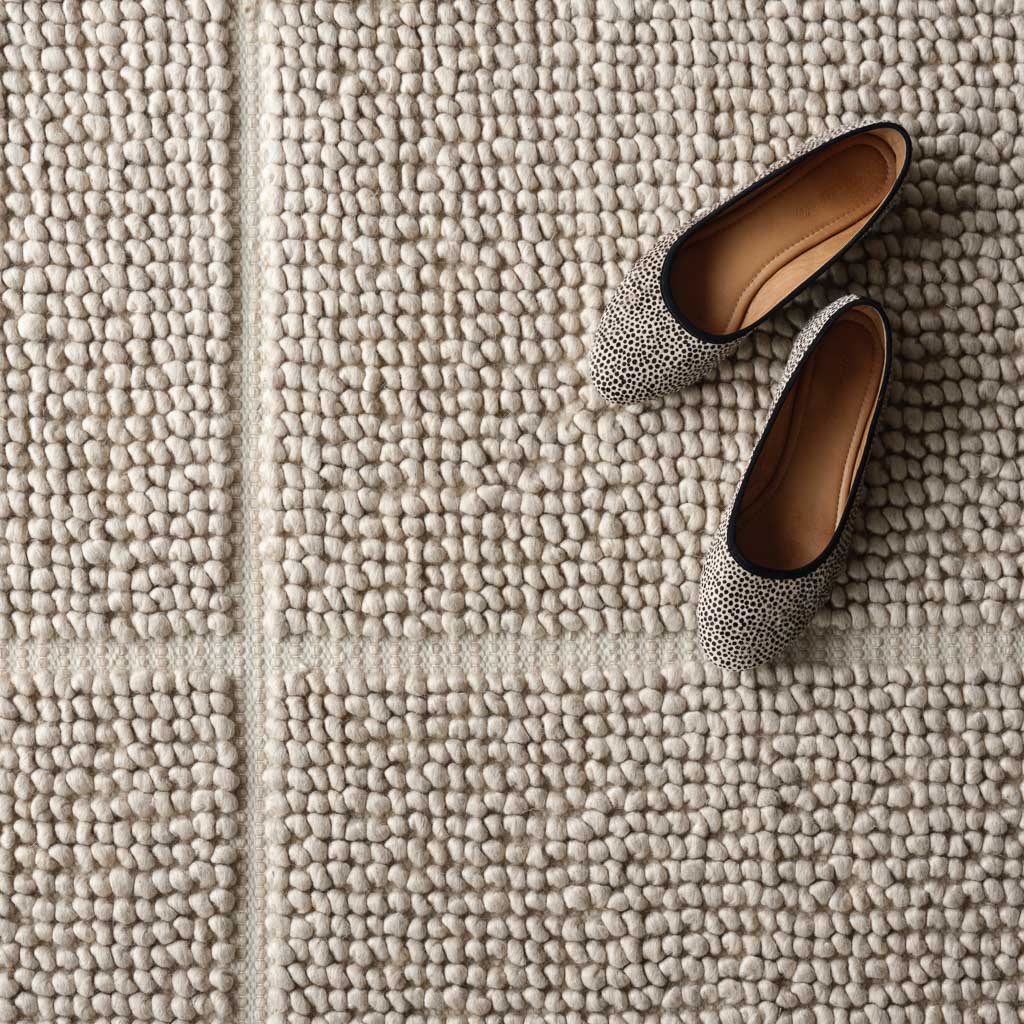 Samir Handwoven Accent Rug - Image 3