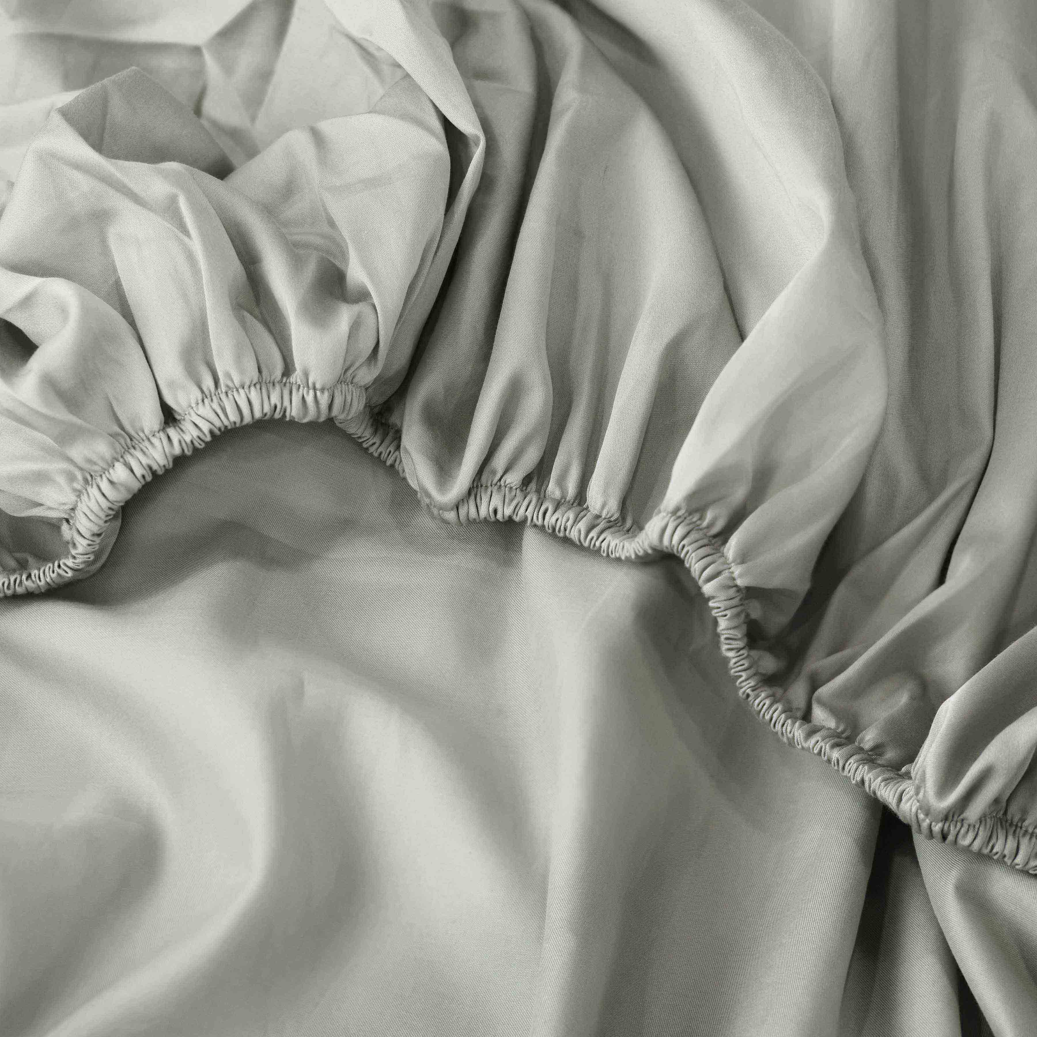 Sateen Fitted Sheet - Image 2