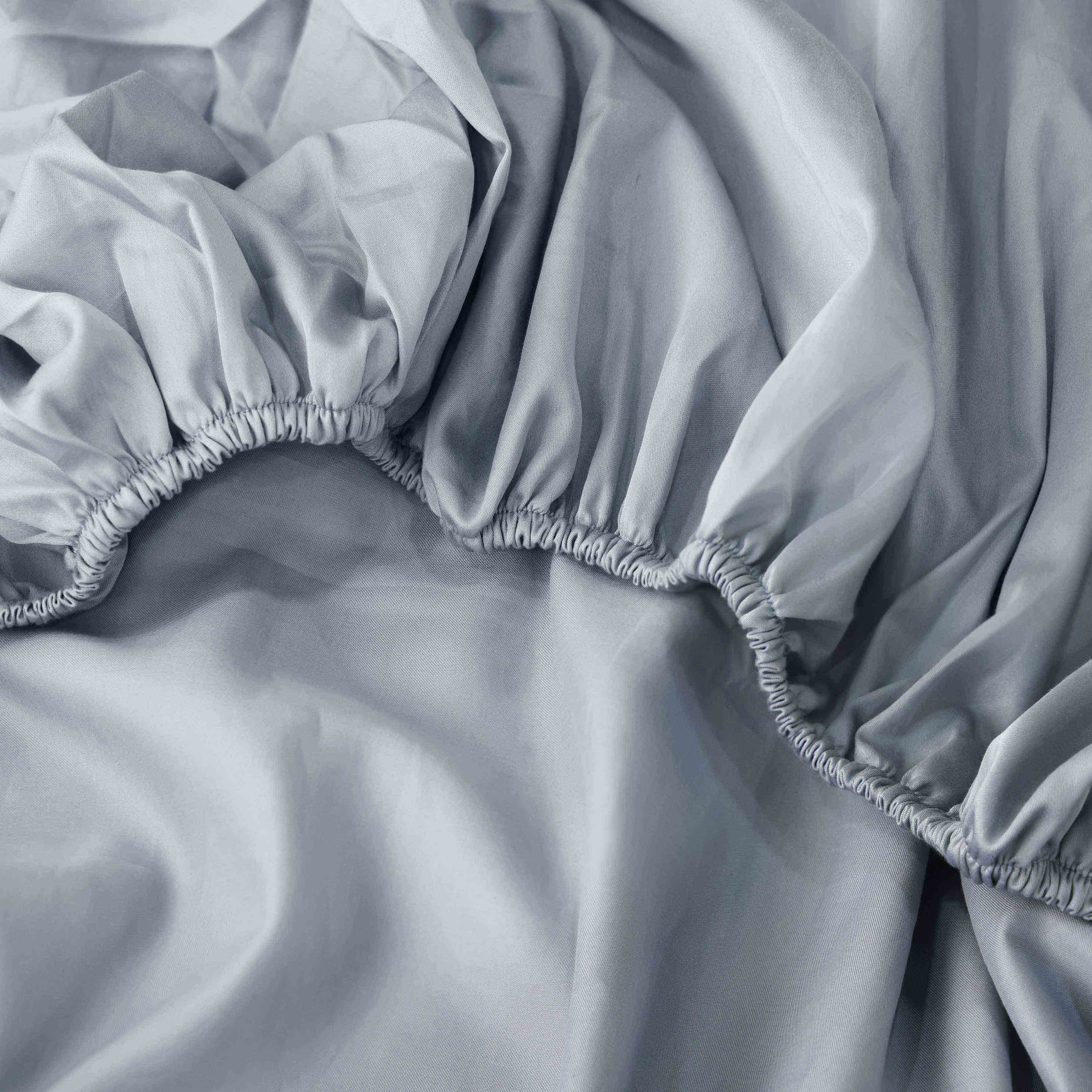Sateen Fitted Sheet - Image 3