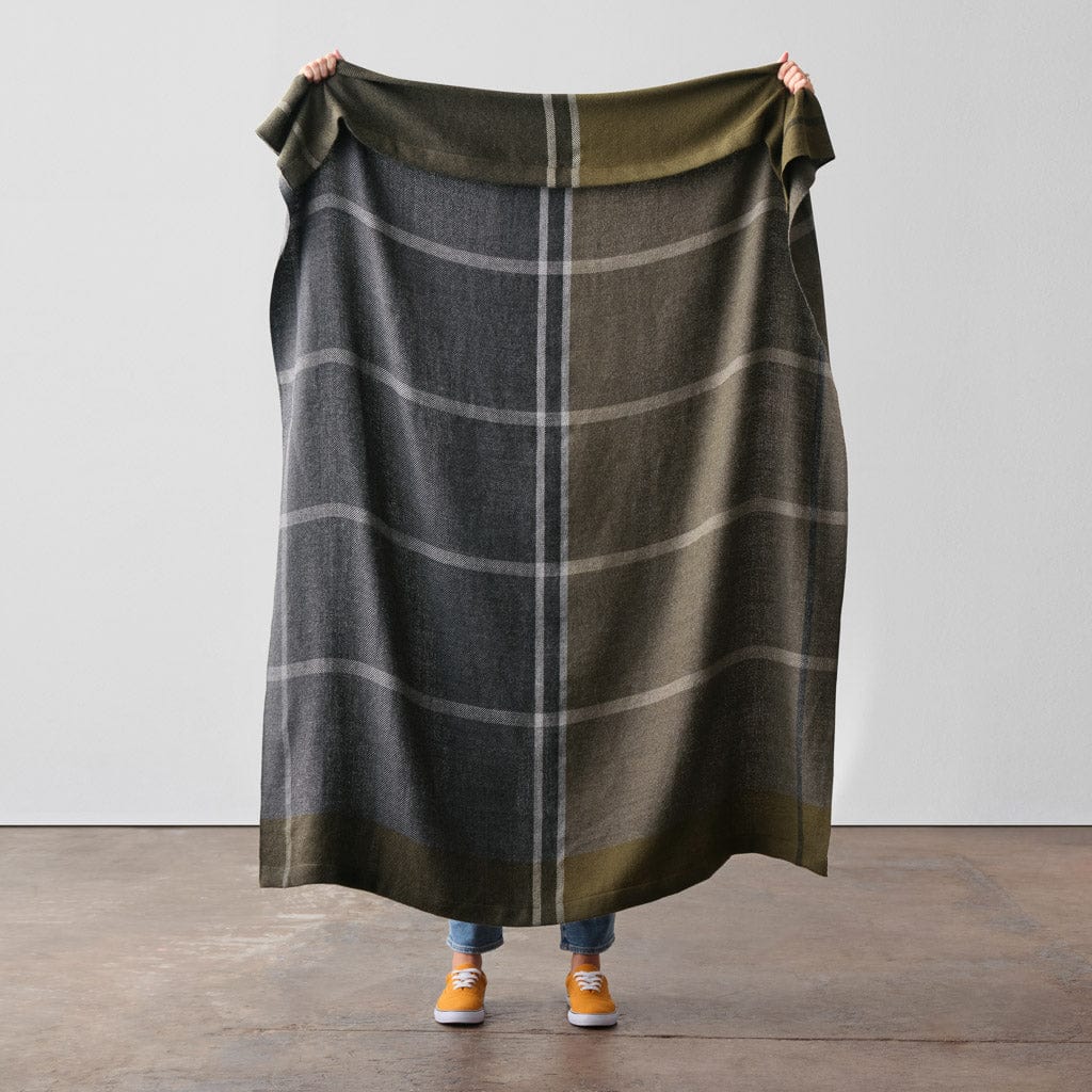 Selva Alpaca Throw - Image 3