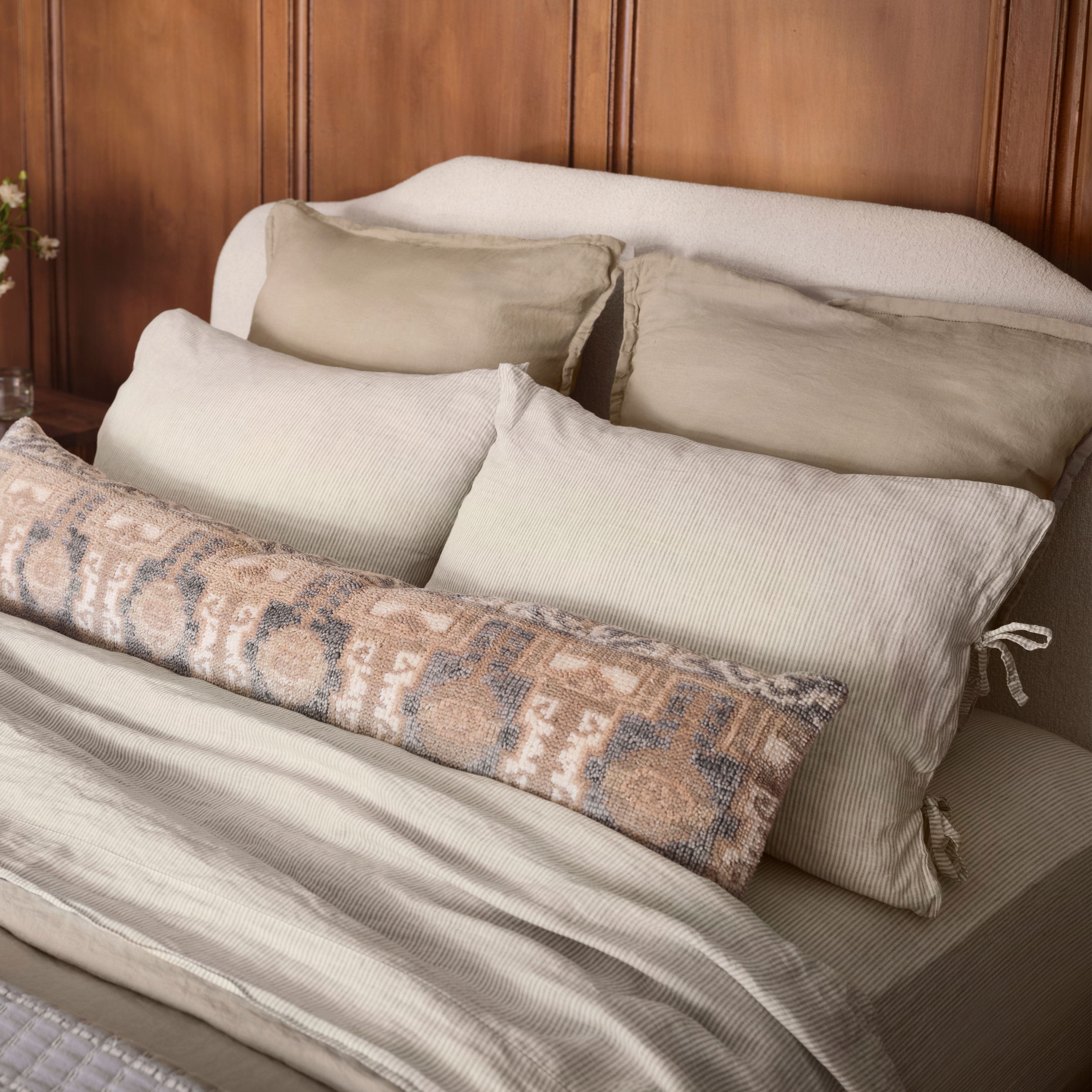 Stonewashed Linen Pillowcases with Ties - Image 4