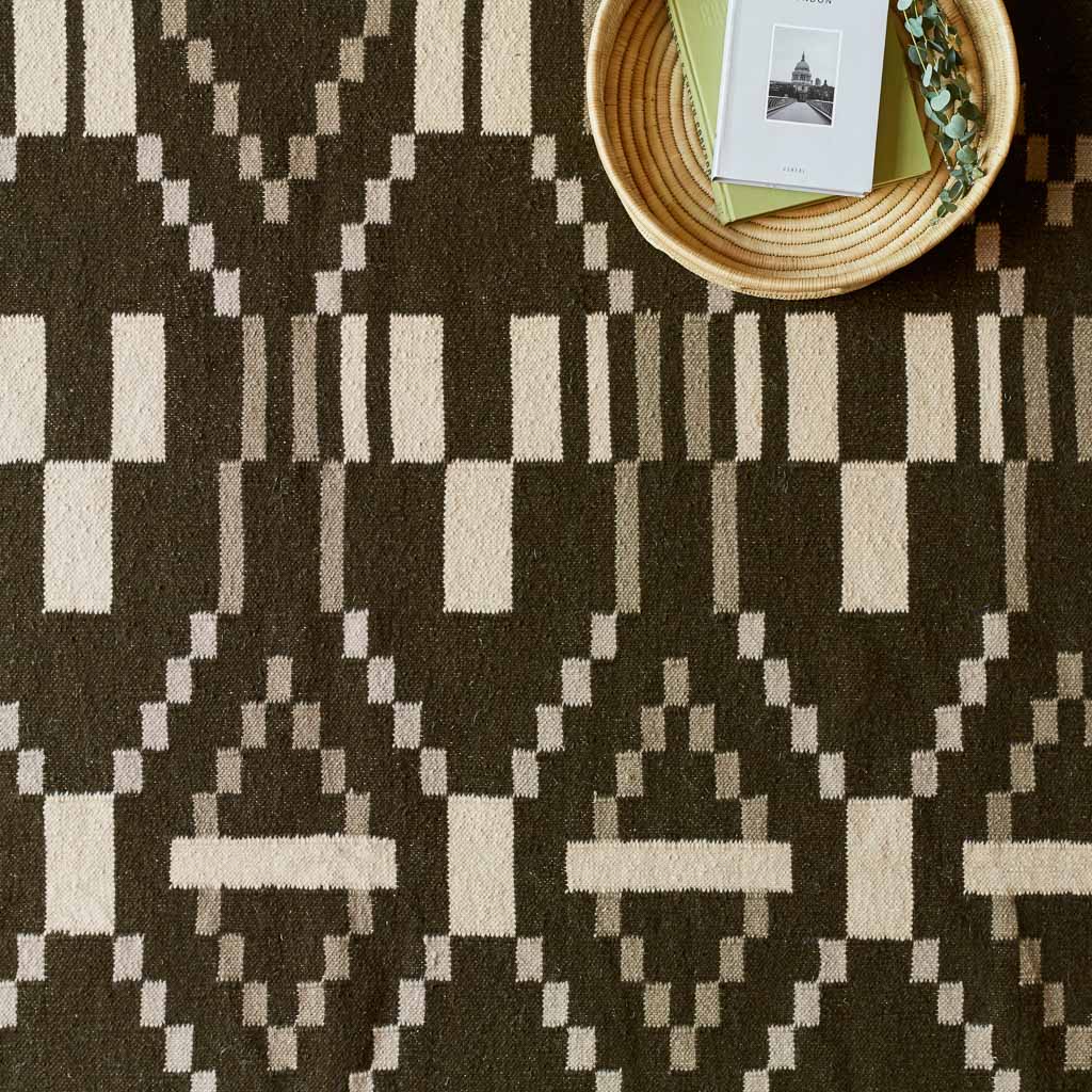 Tarak Handwoven Area Rug - Image 3